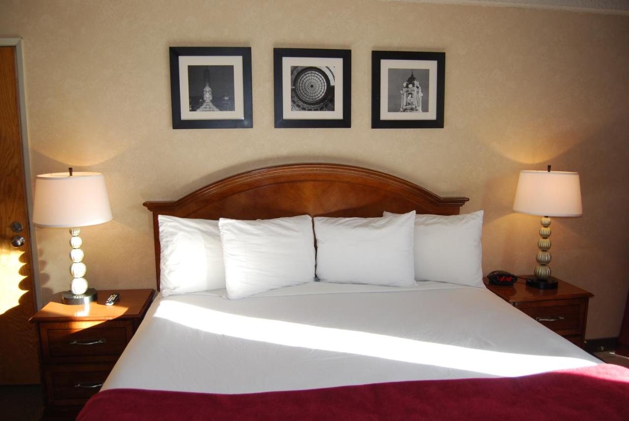 Inn at the Convention Center