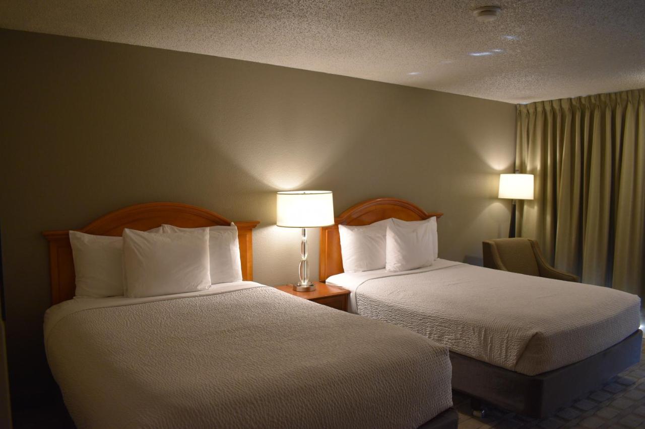 Inn at the Convention Center