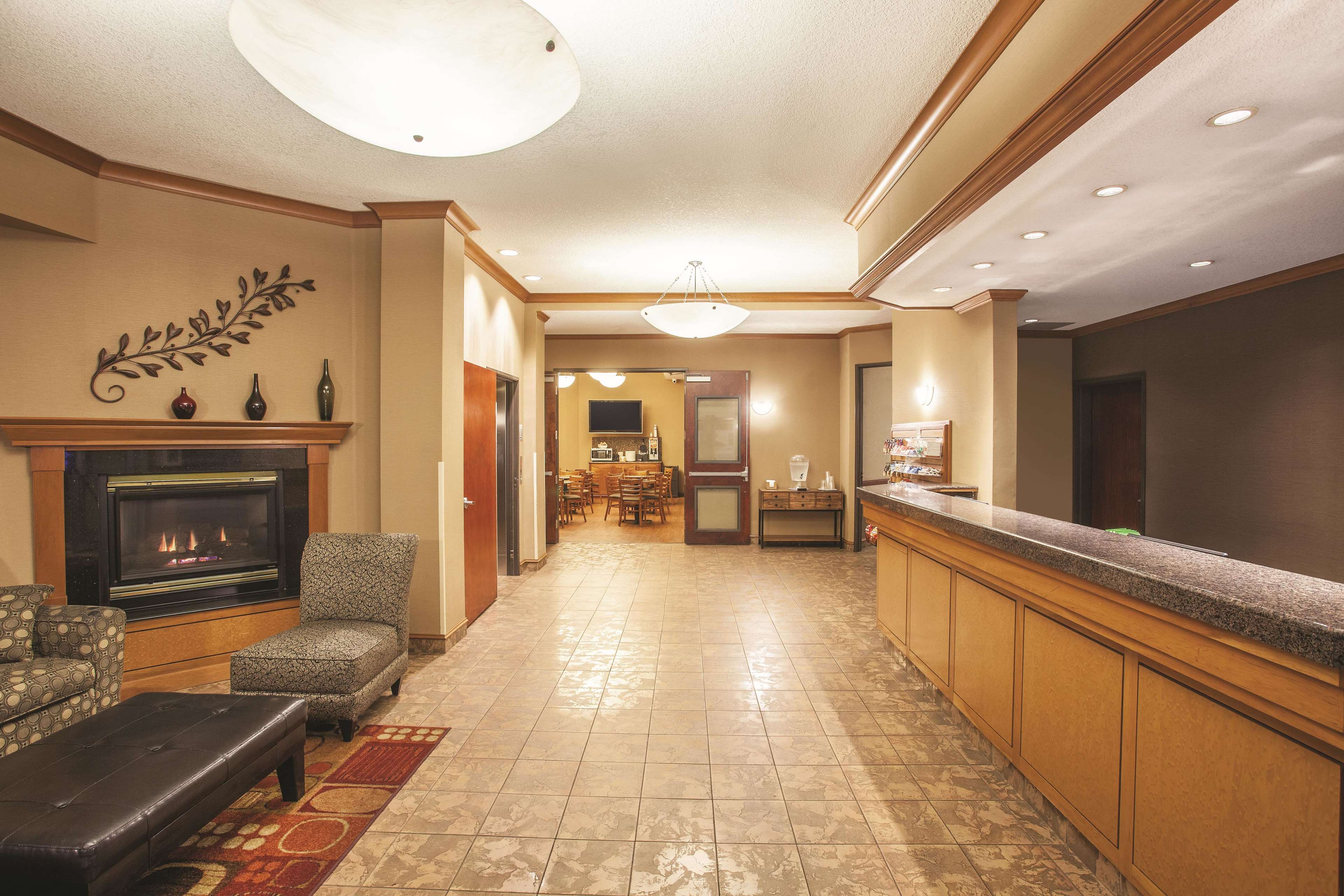 La Quinta Inn & Suites by Wyndham Portland Airport