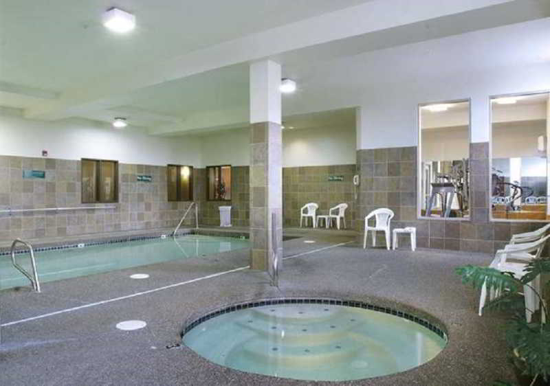 La Quinta Inn & Suites by Wyndham Portland Airport