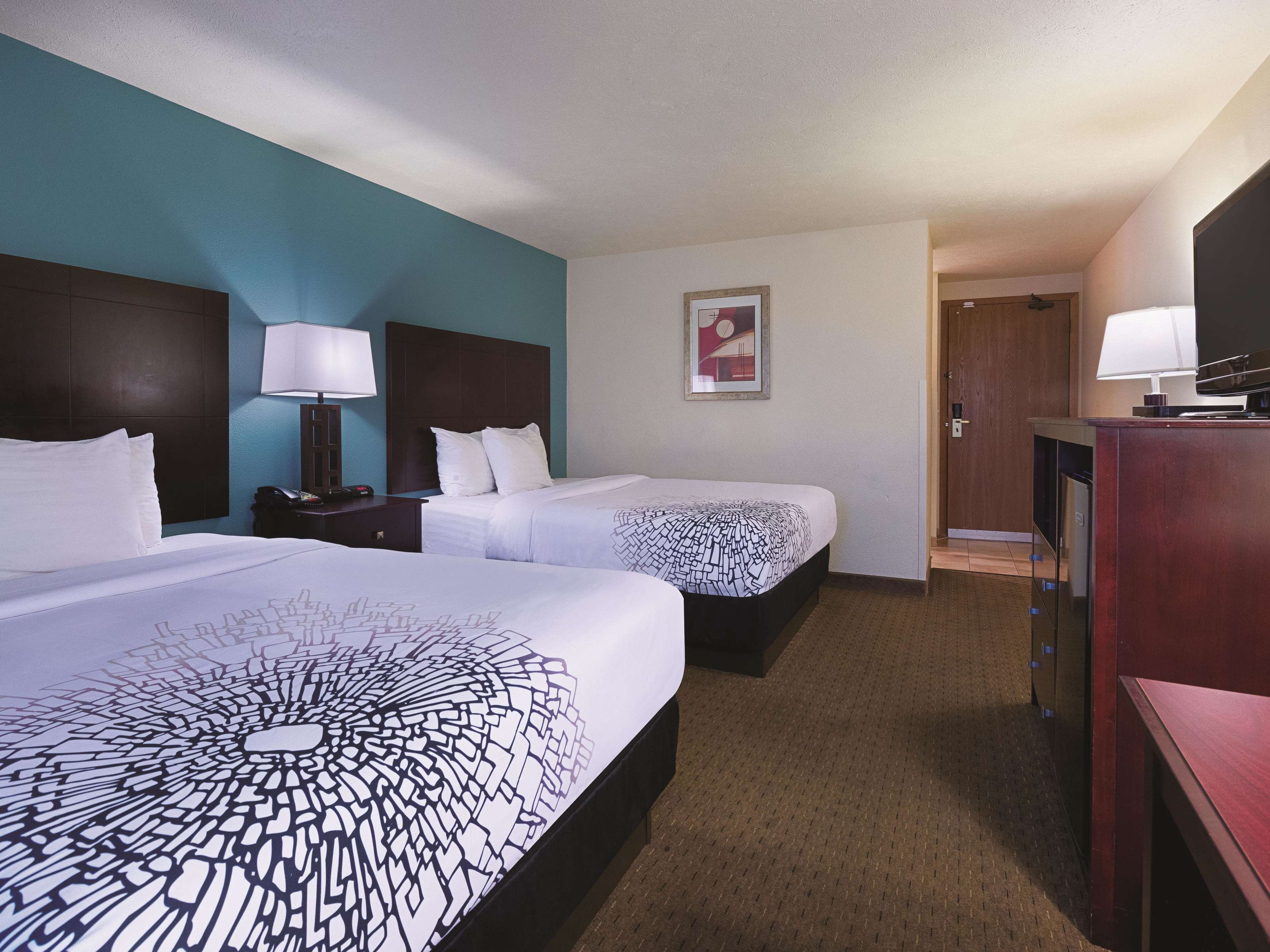 La Quinta Inn & Suites by Wyndham Portland NW