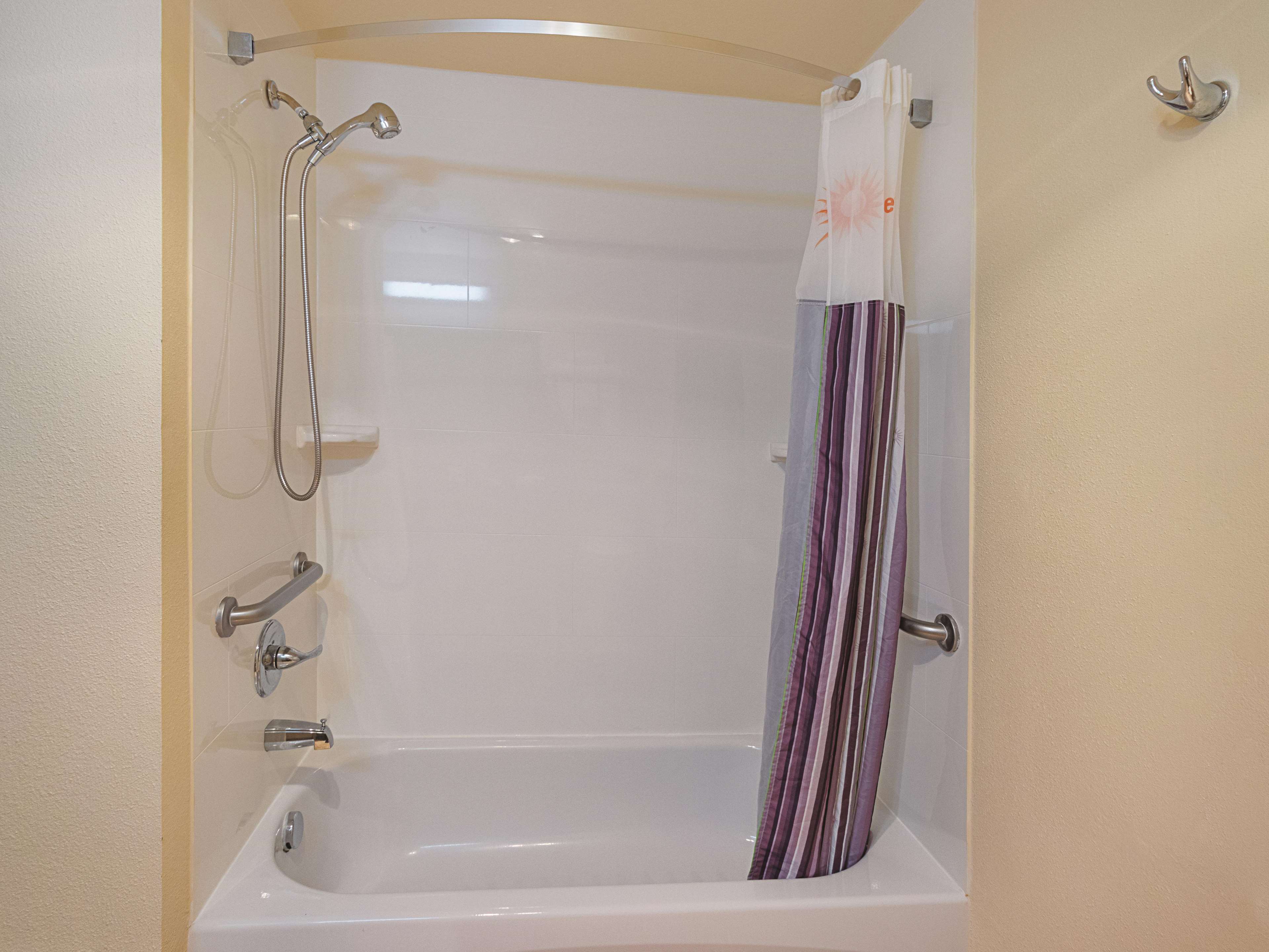 La Quinta Inn & Suites by Wyndham Portland NW