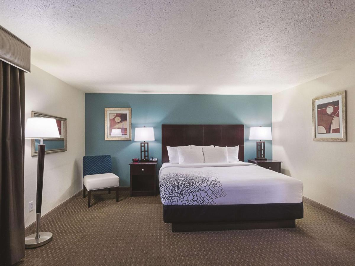 La Quinta Inn & Suites by Wyndham Portland NW