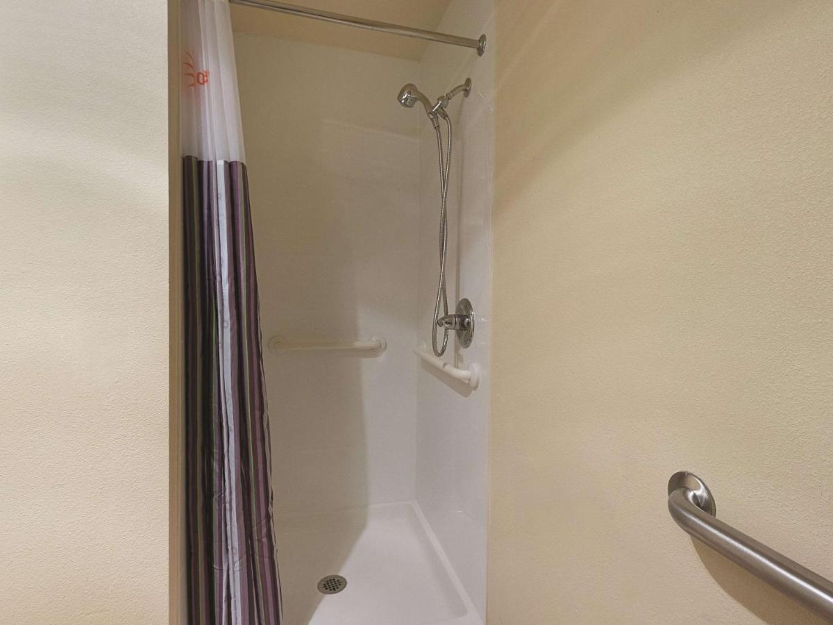 La Quinta Inn & Suites by Wyndham Portland NW