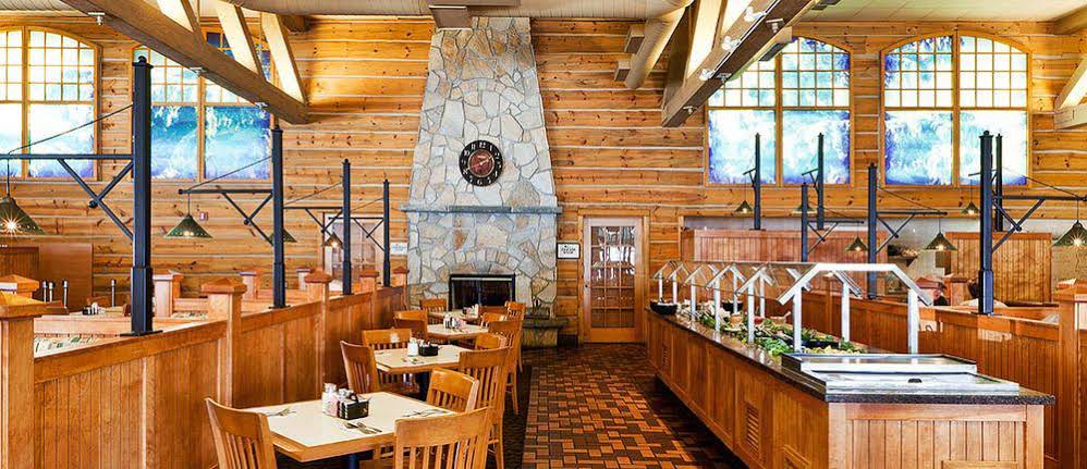 Portlander Inn and Marketplace