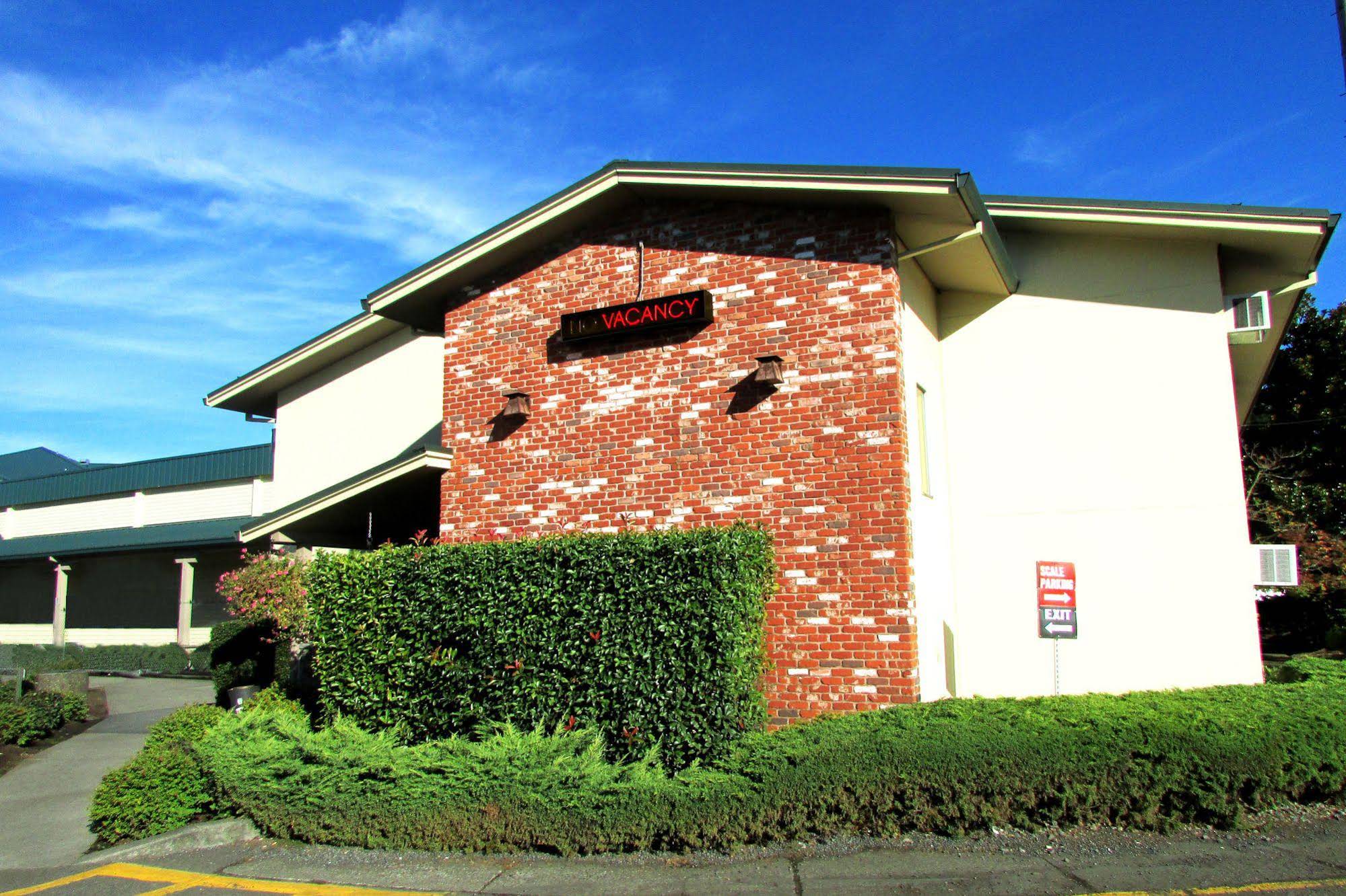 Portlander Inn and Marketplace