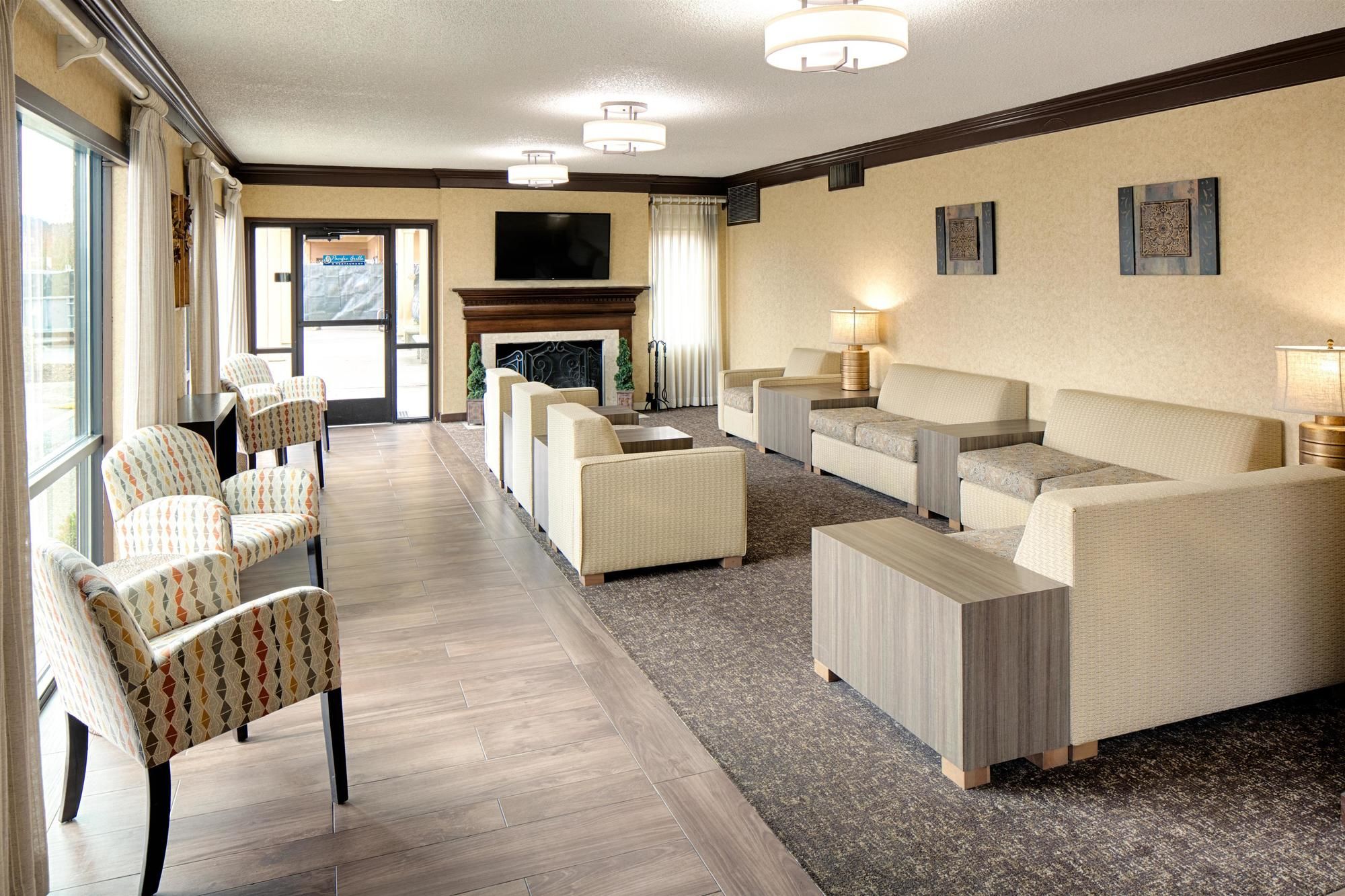 Red Lion Hotel Portland Airport