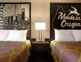 Super 8 By Wyndham Portland Airport