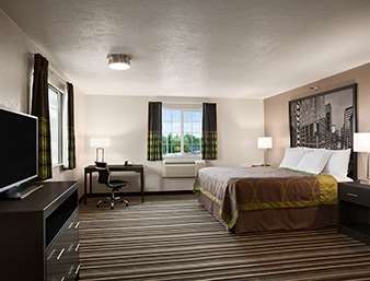 Super 8 By Wyndham Portland Airport