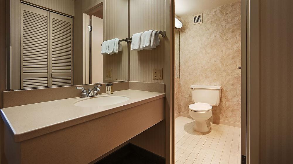 University Place Hotel