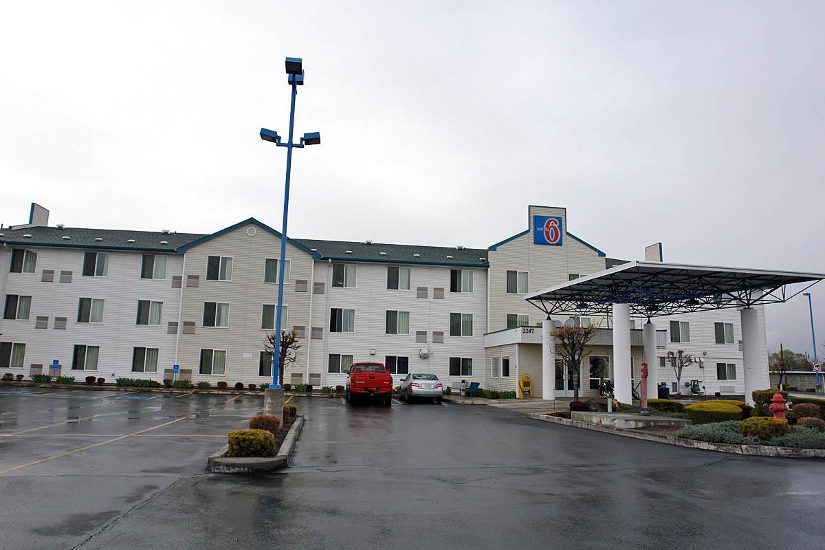 Motel 6 Redmond