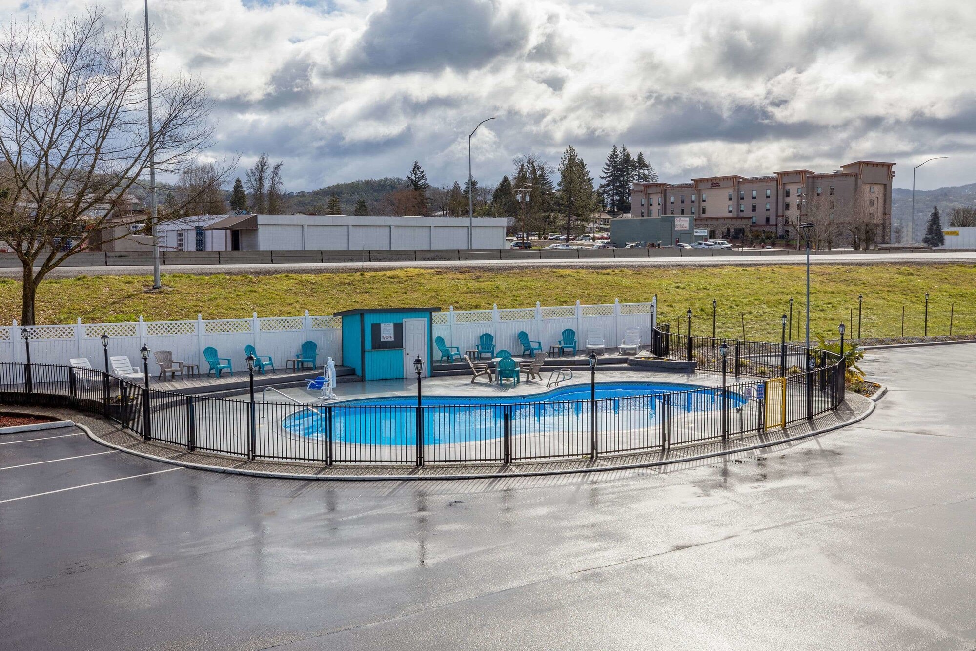 Rosewood Inn and Suites