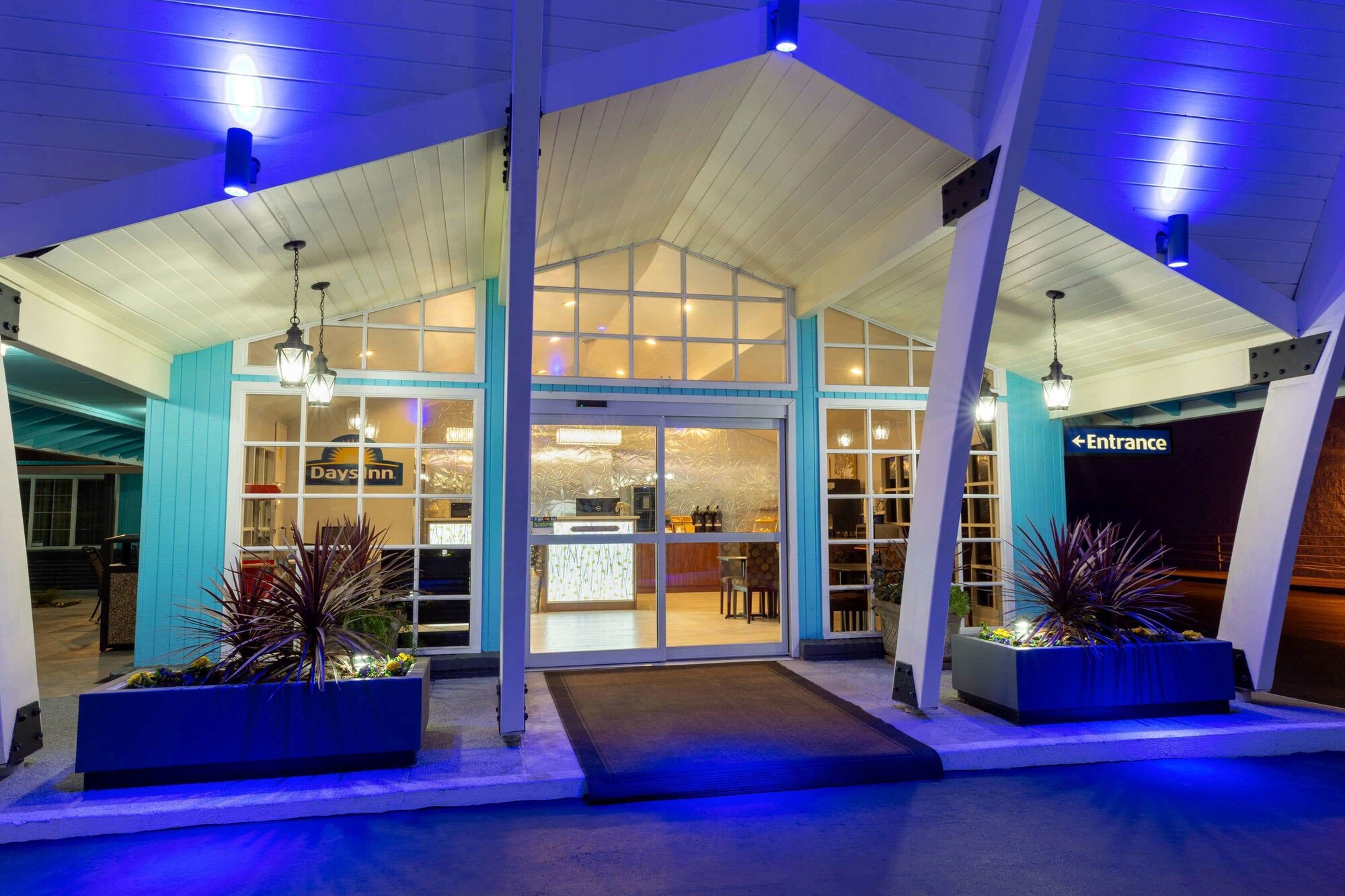 Rosewood Inn and Suites