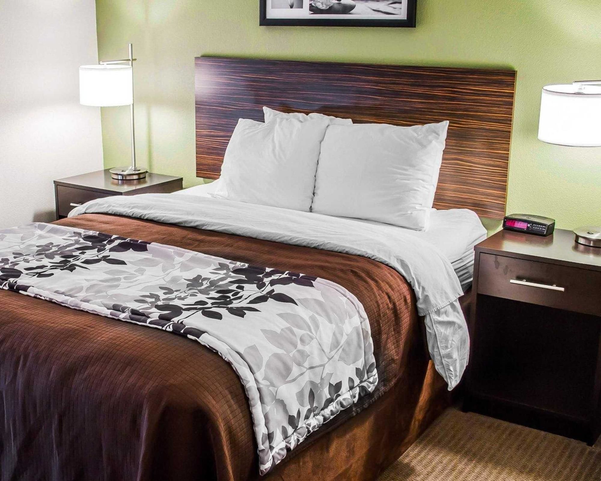 Econo Lodge Inn & Suites Roseburg