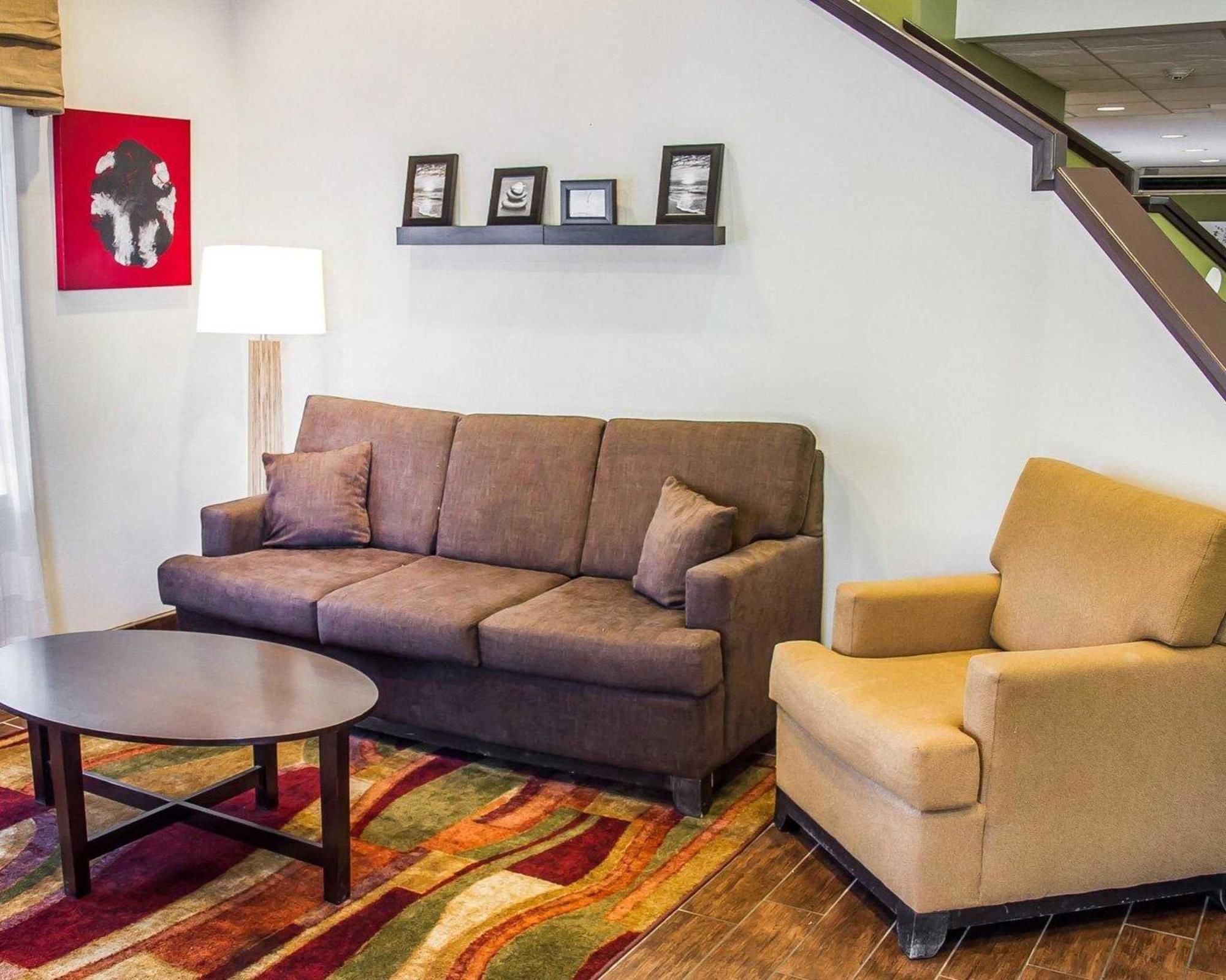 Econo Lodge Inn & Suites Roseburg