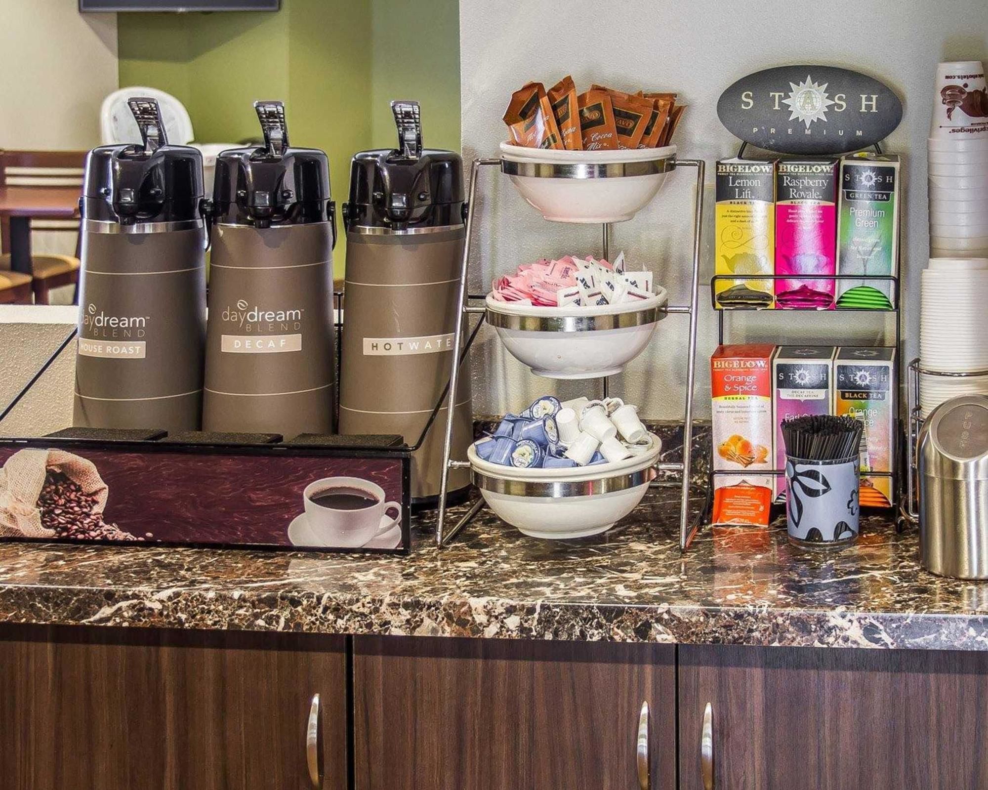 Econo Lodge Inn & Suites Roseburg