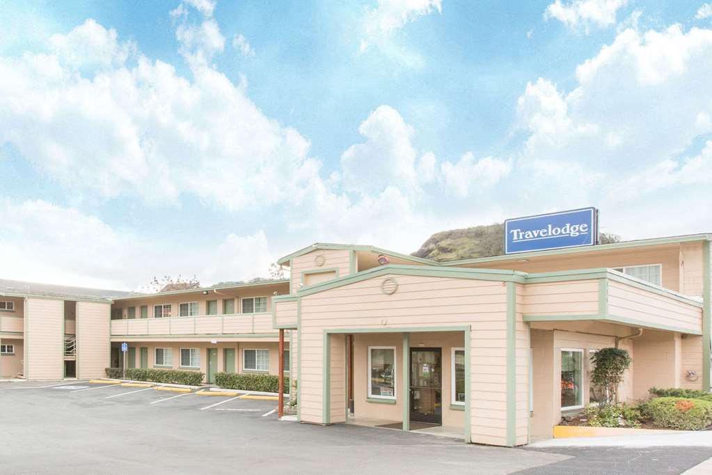 Riverfront Inn - Roseburg