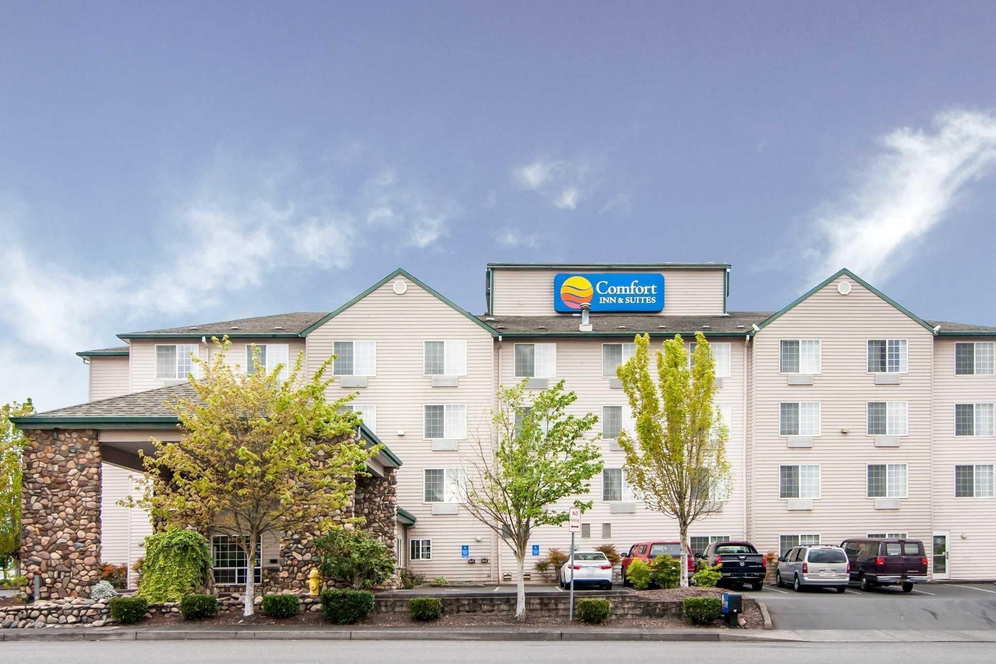 Comfort Inn & Suites