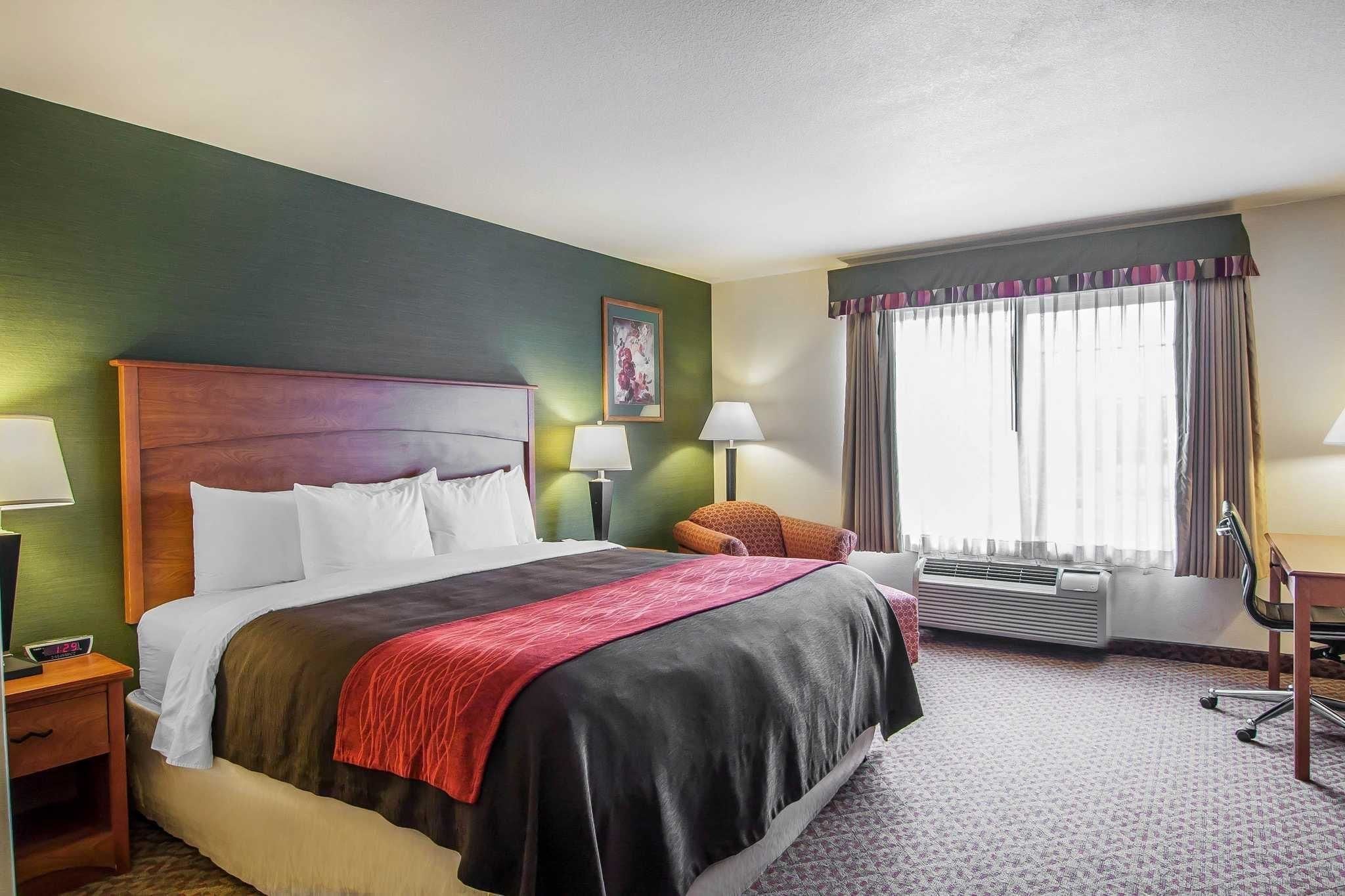 Comfort Inn & Suites