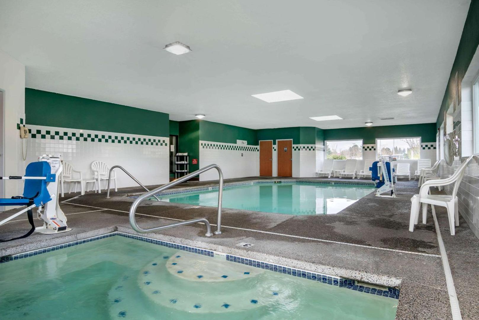 Comfort Inn & Suites