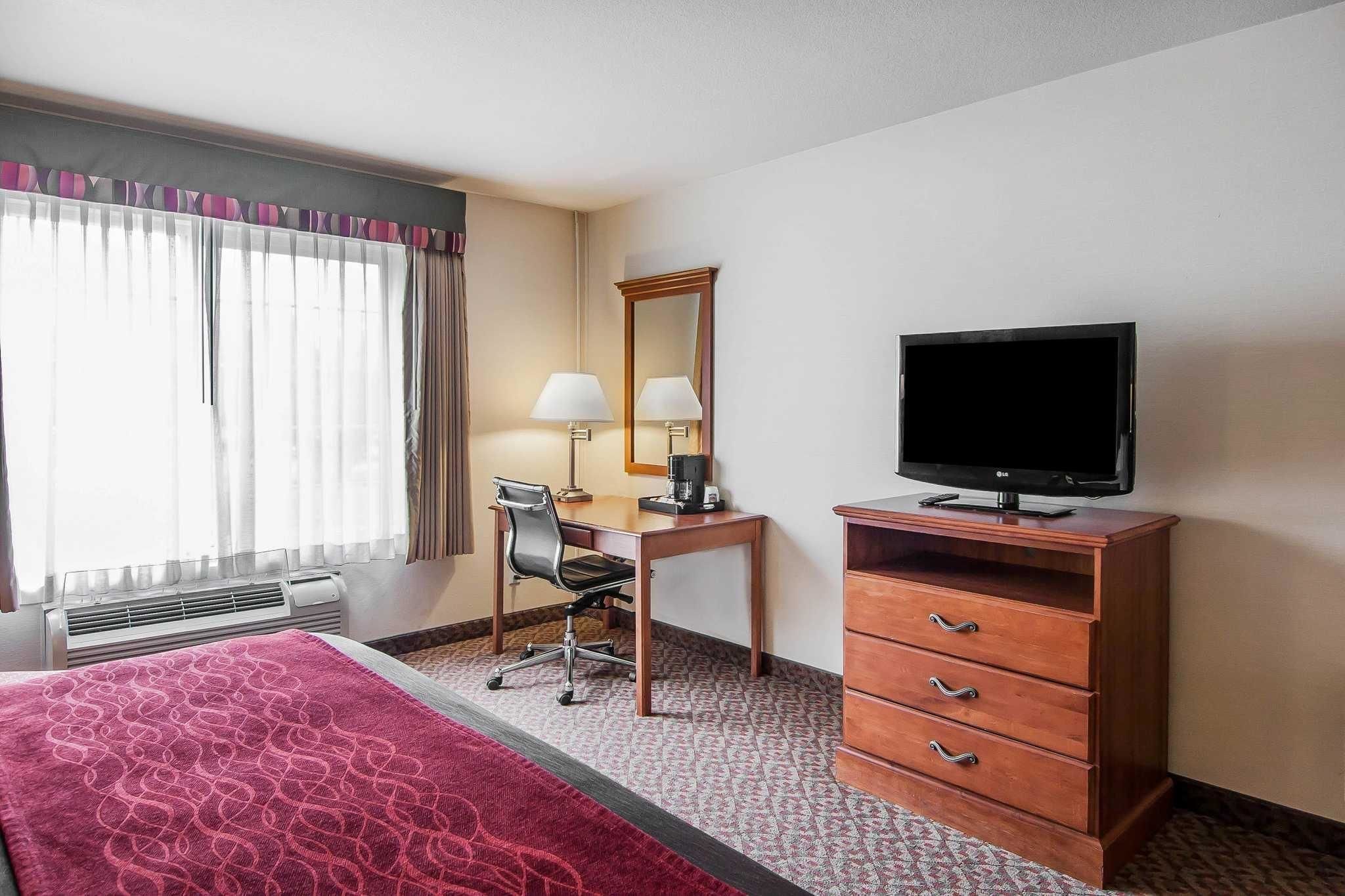 Comfort Inn & Suites