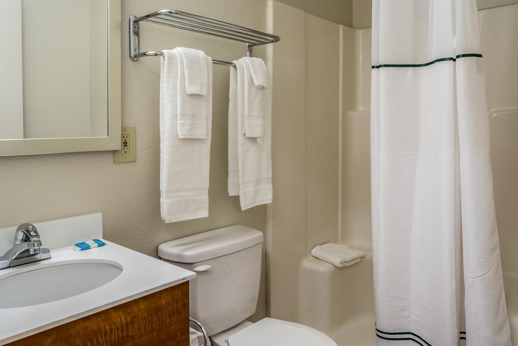 HomeTowne Studios Salem, OR