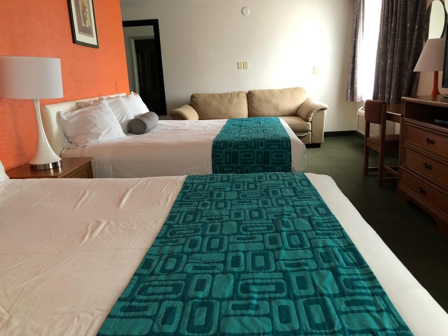 Howard Johnson by Wyndham Salem