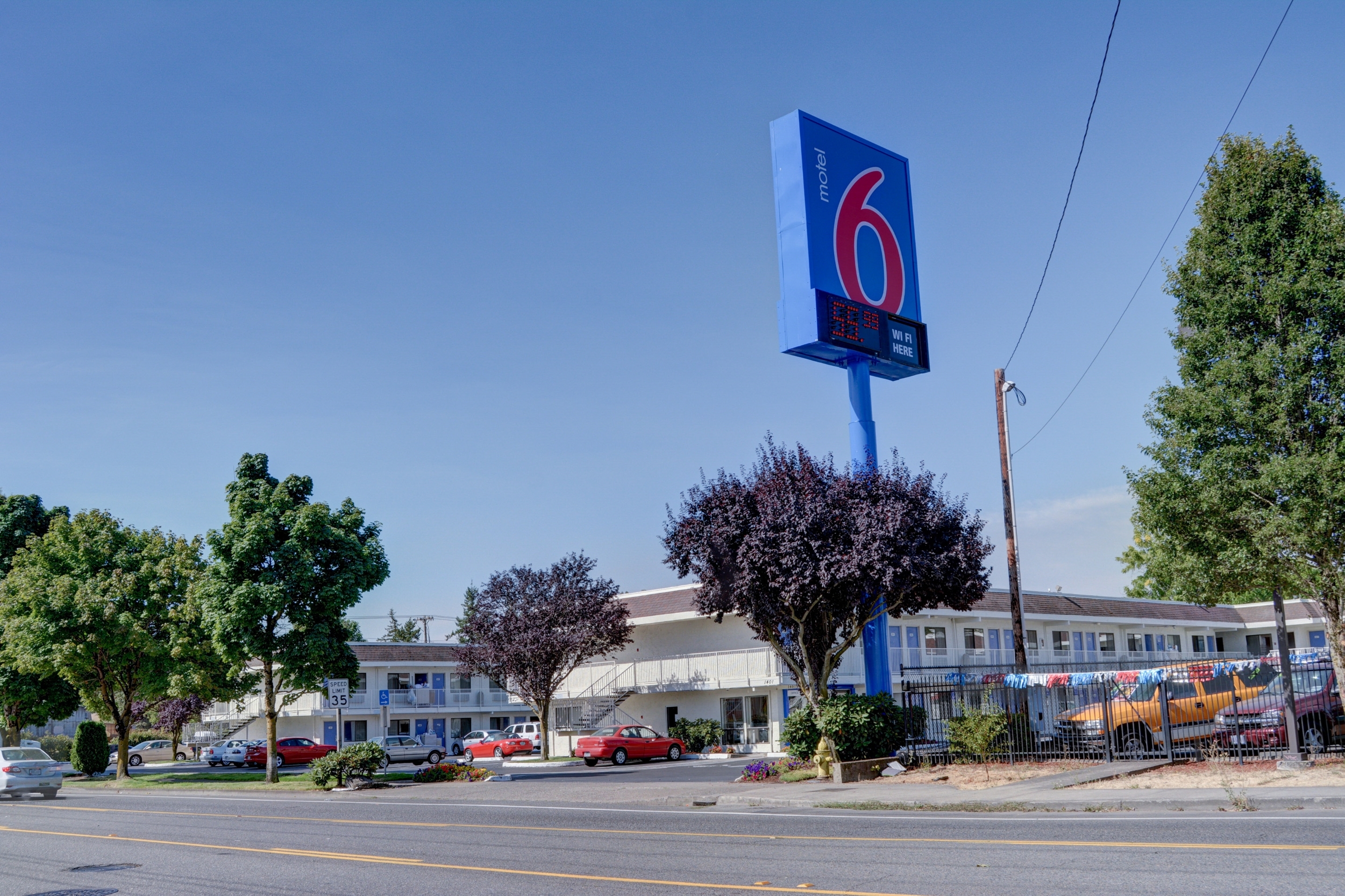 Motel 6 Salem