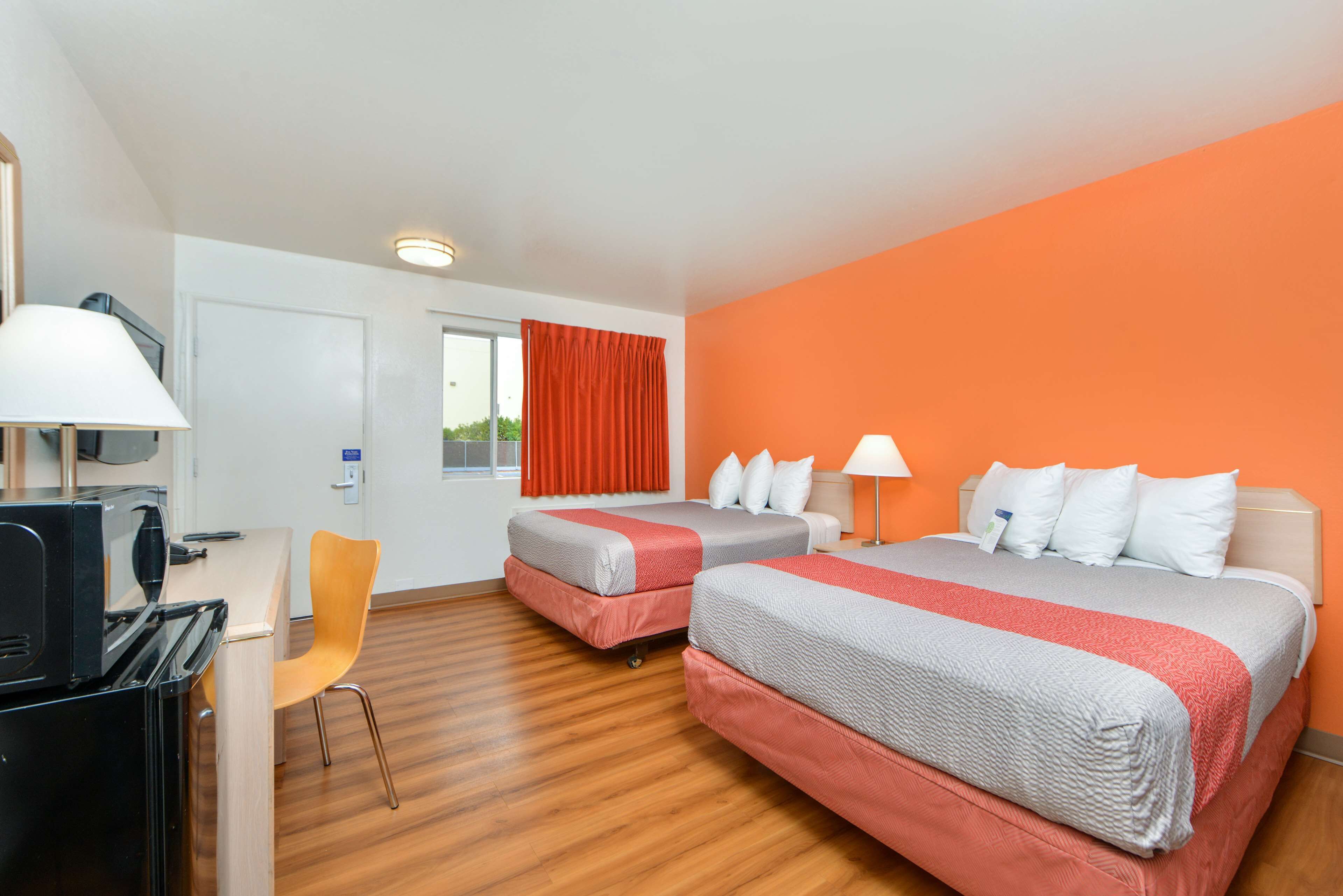 Motel 6 Salem - Expo Center