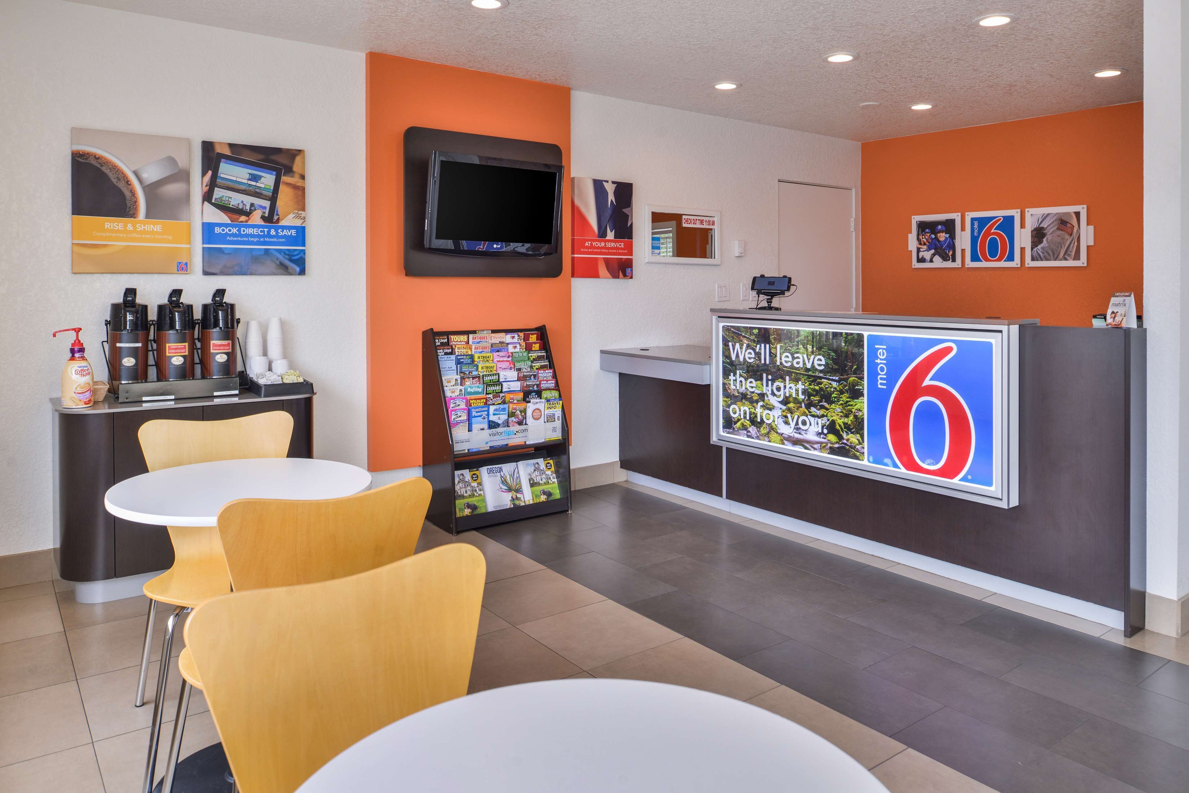 Motel 6 Salem - Expo Center