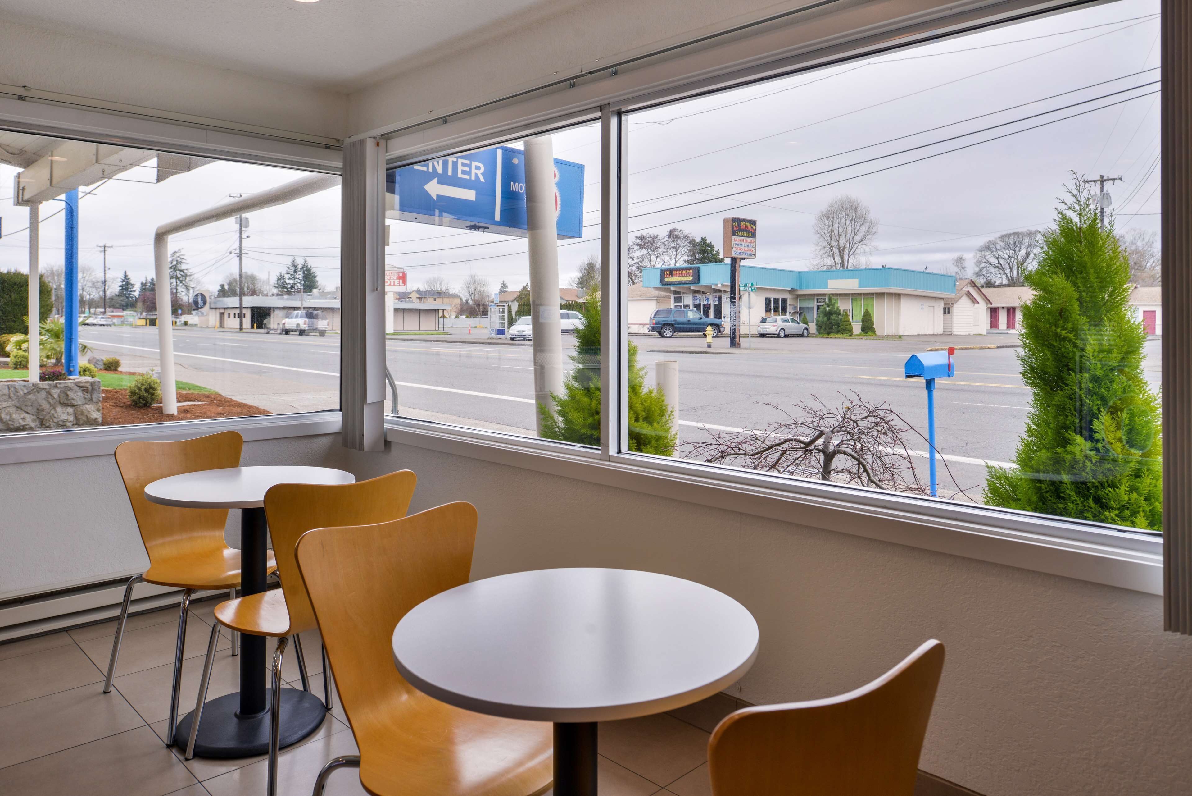 Motel 6 Salem - Expo Center