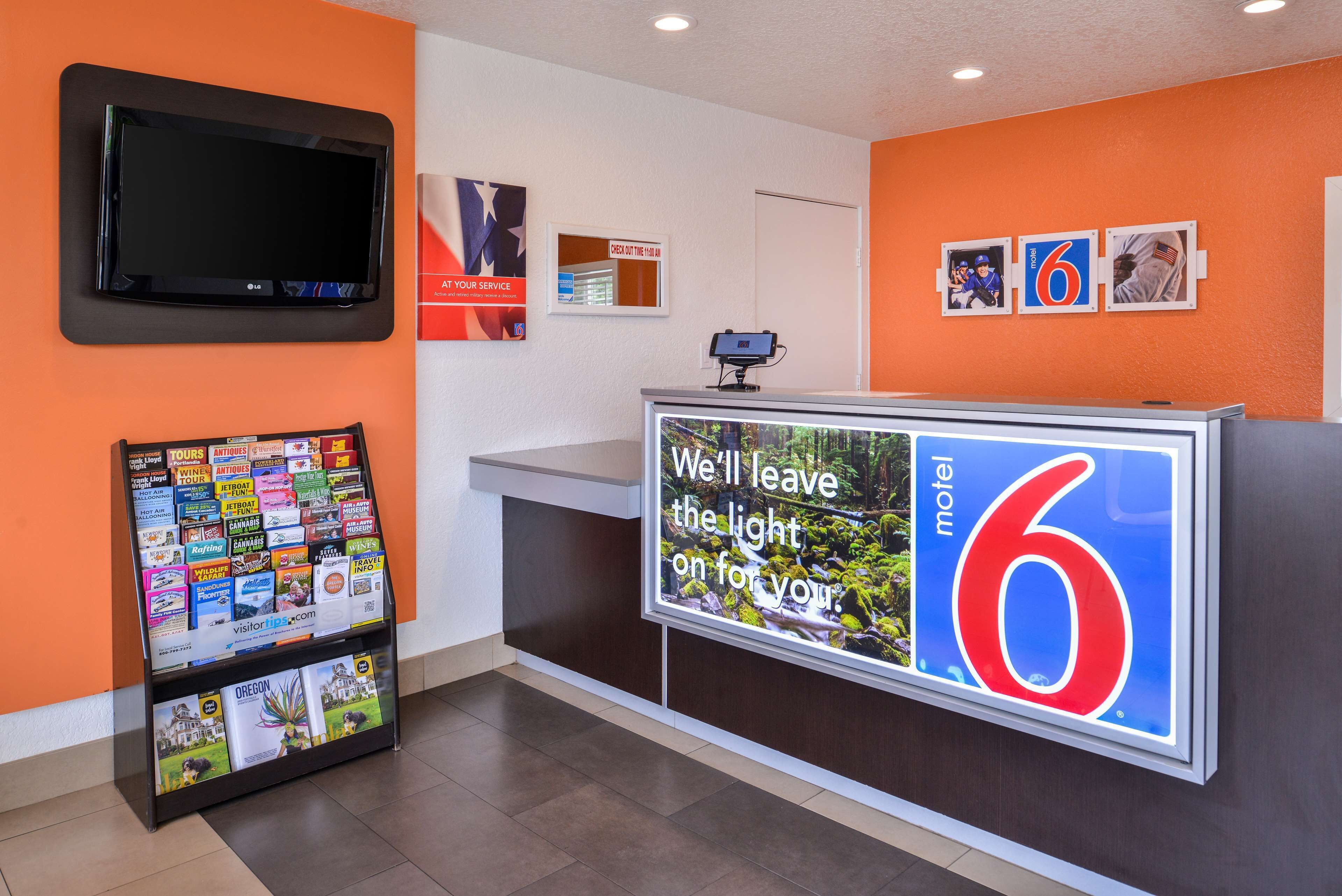 Motel 6 Salem - Expo Center