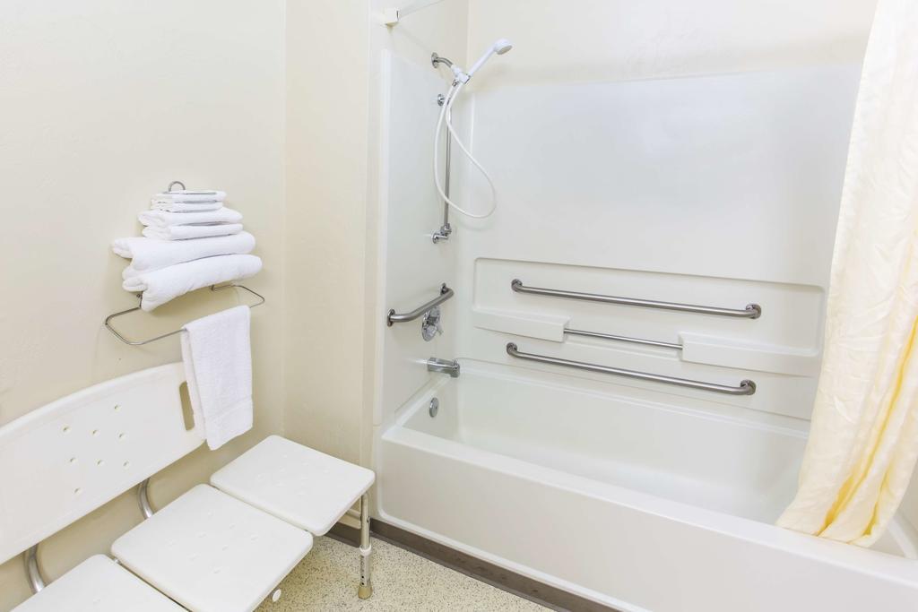 Super 8 by Wyndham Salem