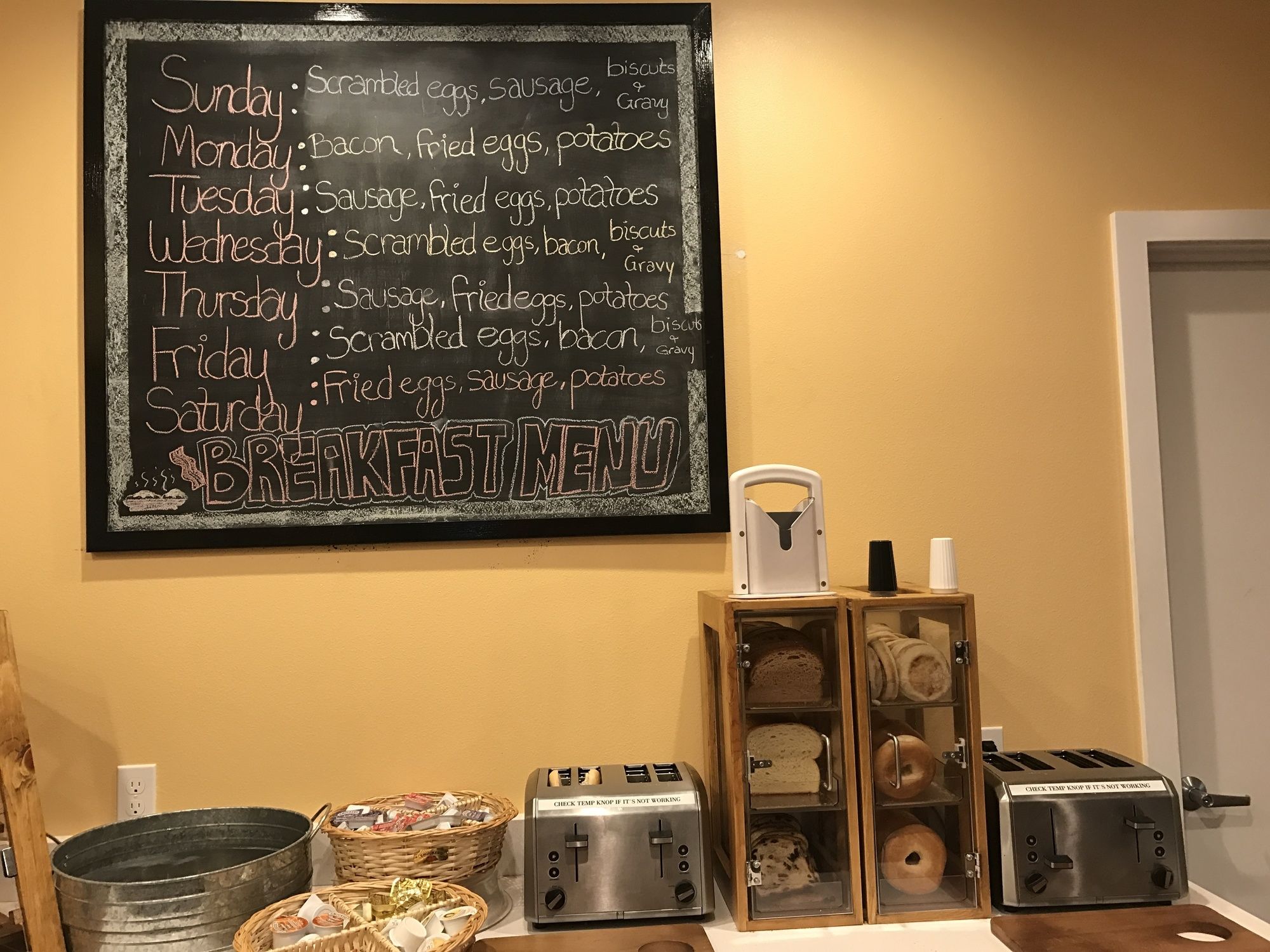 Ebb Tide Oceanfront Inn