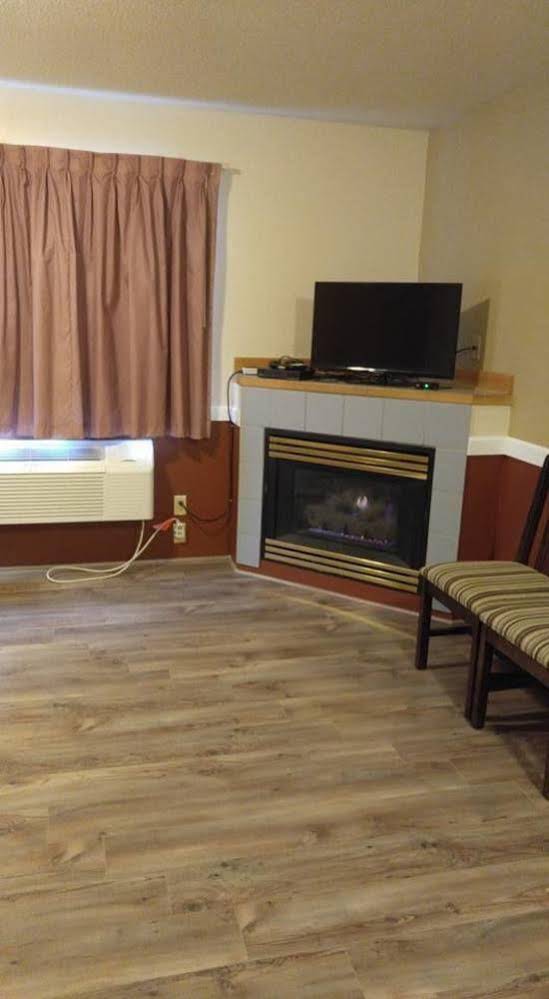 Hillcrest Inn & Hillcrest House