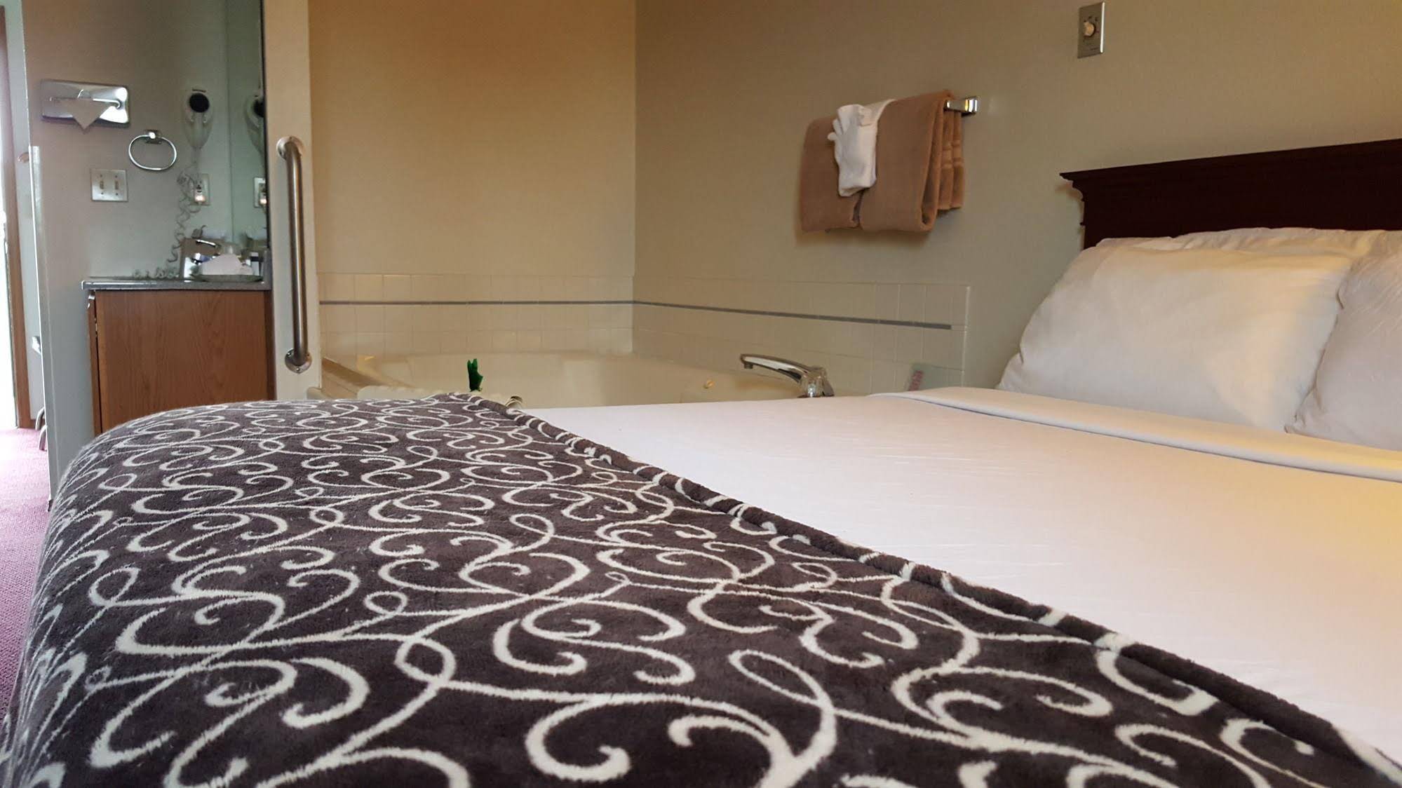 Hillcrest Inn & Hillcrest House