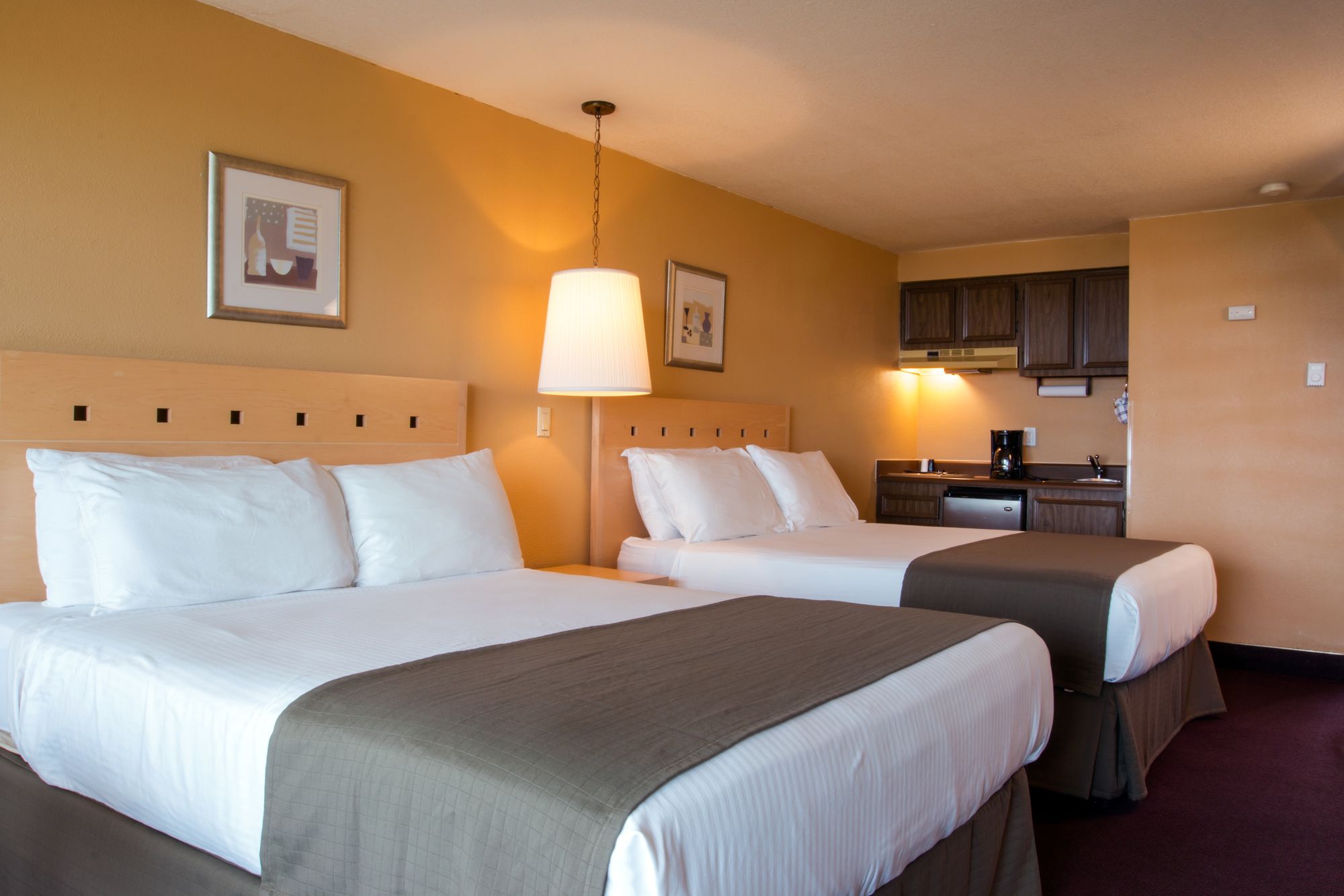 Hi-Tide Oceanfront Inn