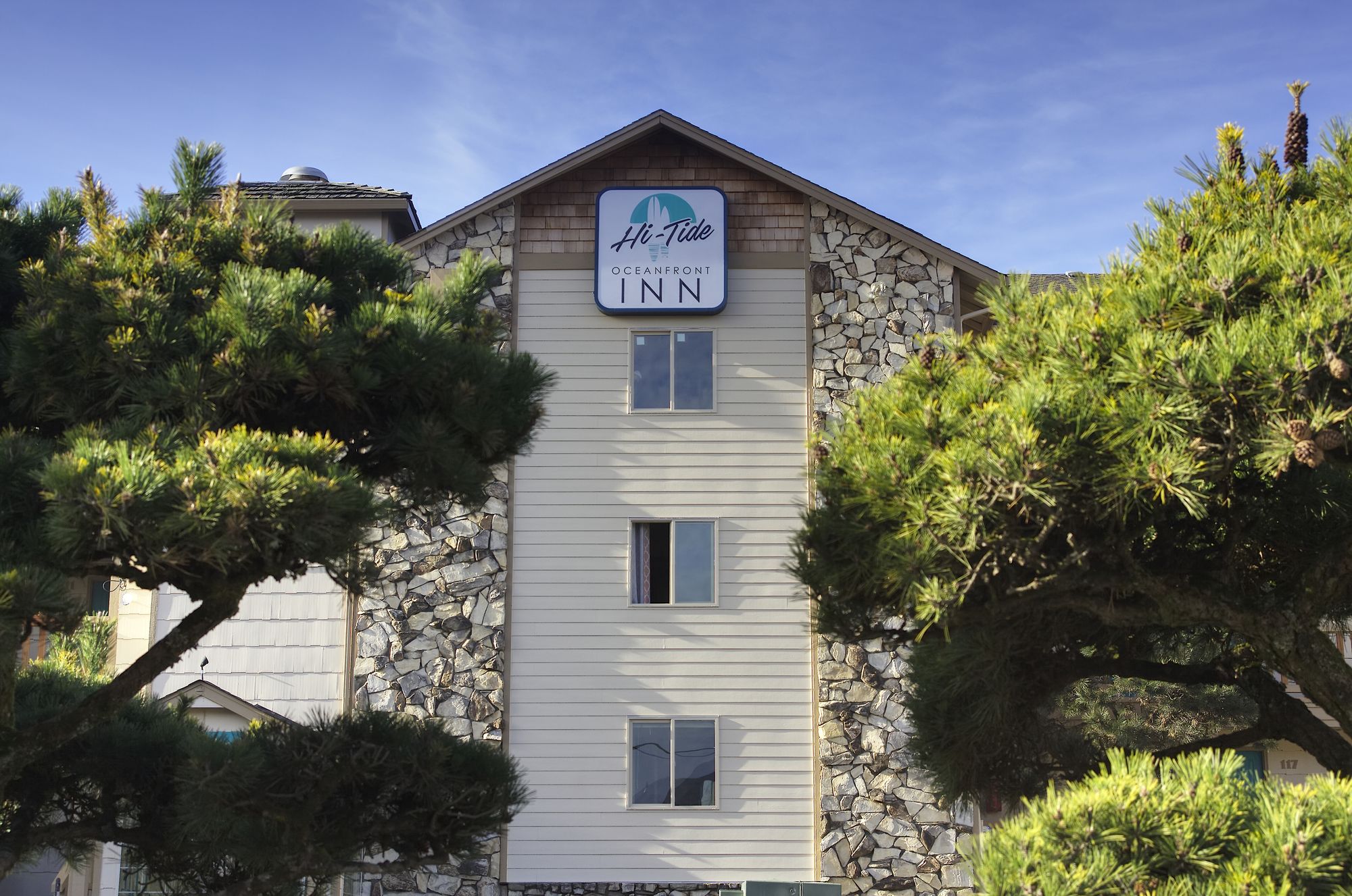 Hi-Tide Oceanfront Inn