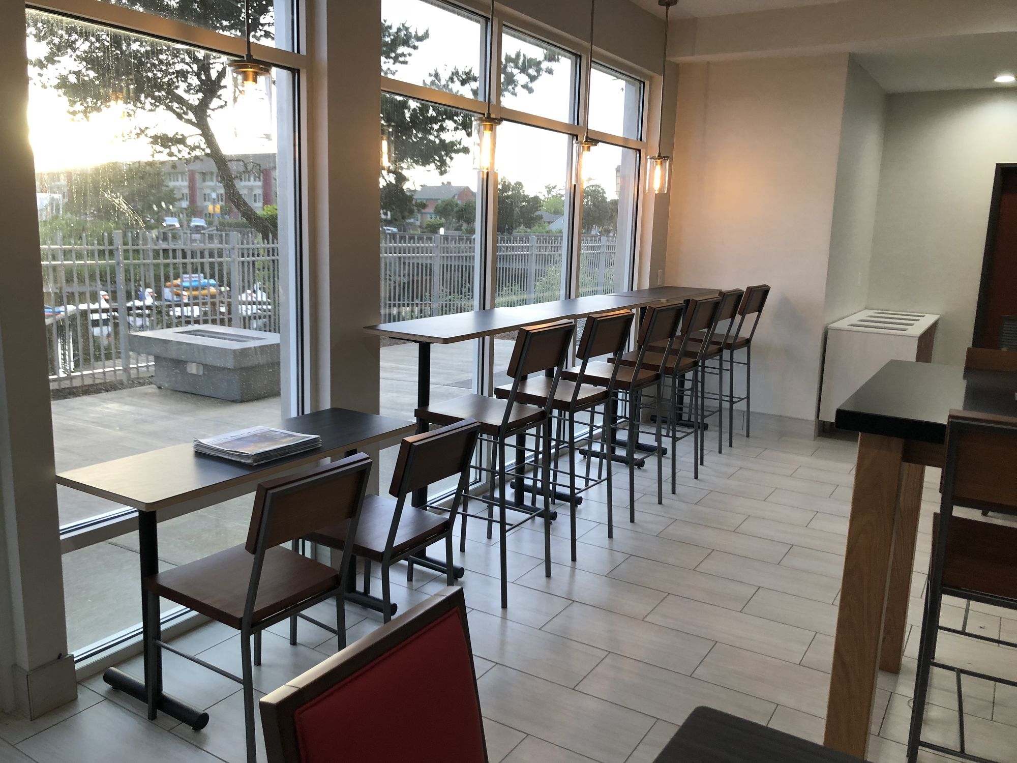 Holiday Inn Express Hotel & Suites Seaside - Convention Center