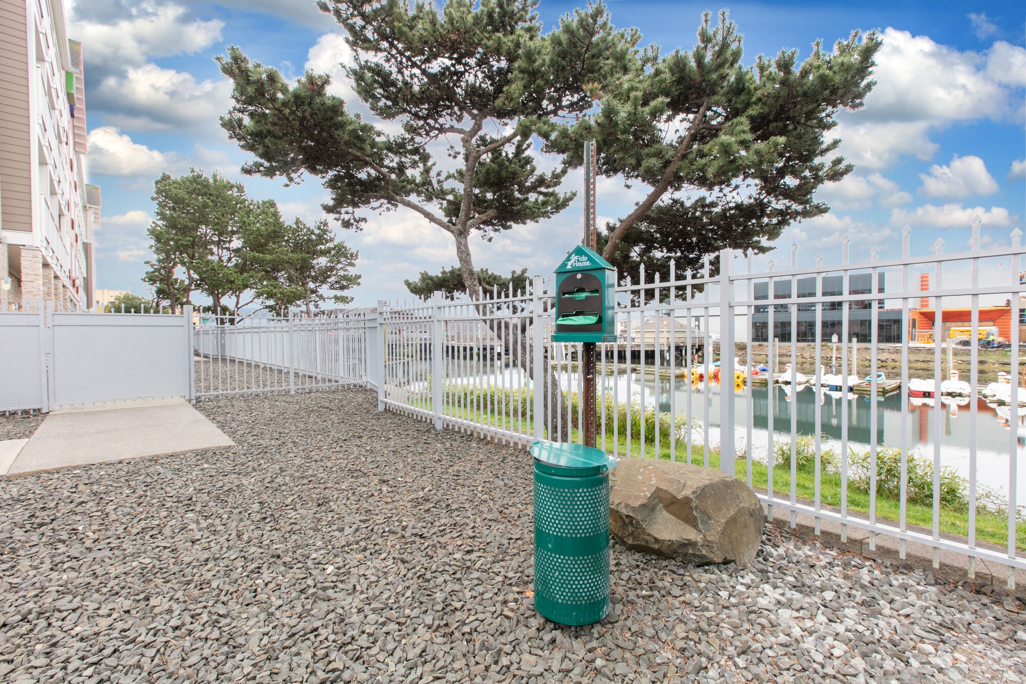 Holiday Inn Express Hotel & Suites Seaside - Convention Center