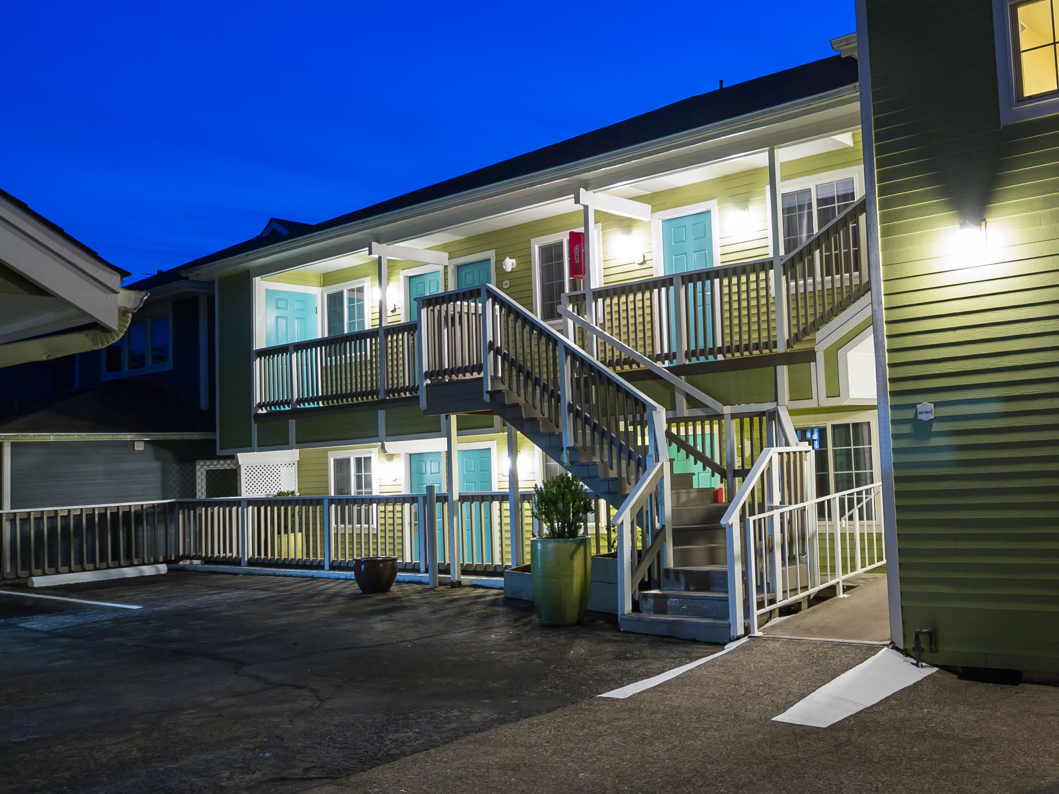 Inn Of The Four Winds