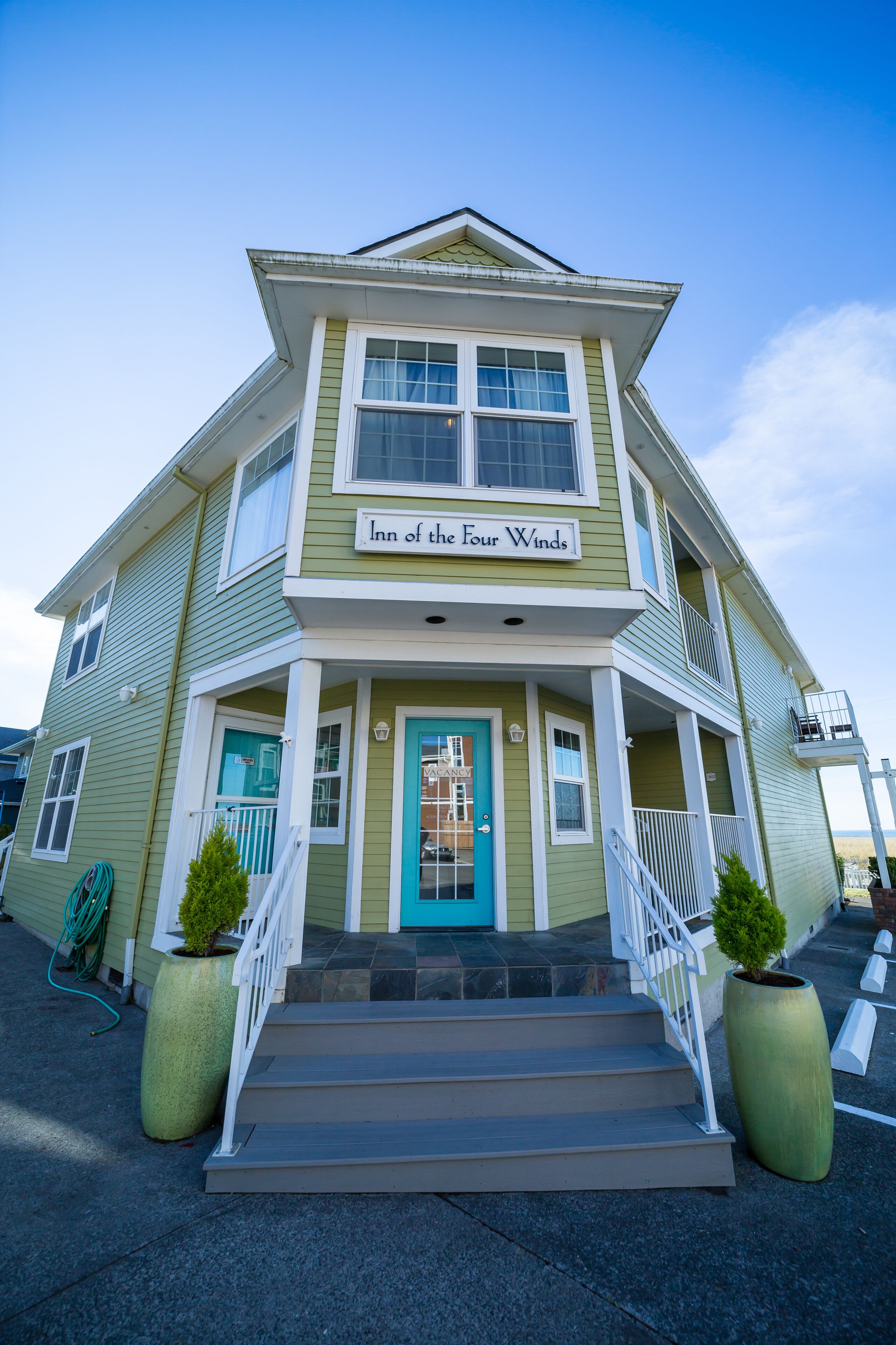 Inn Of The Four Winds