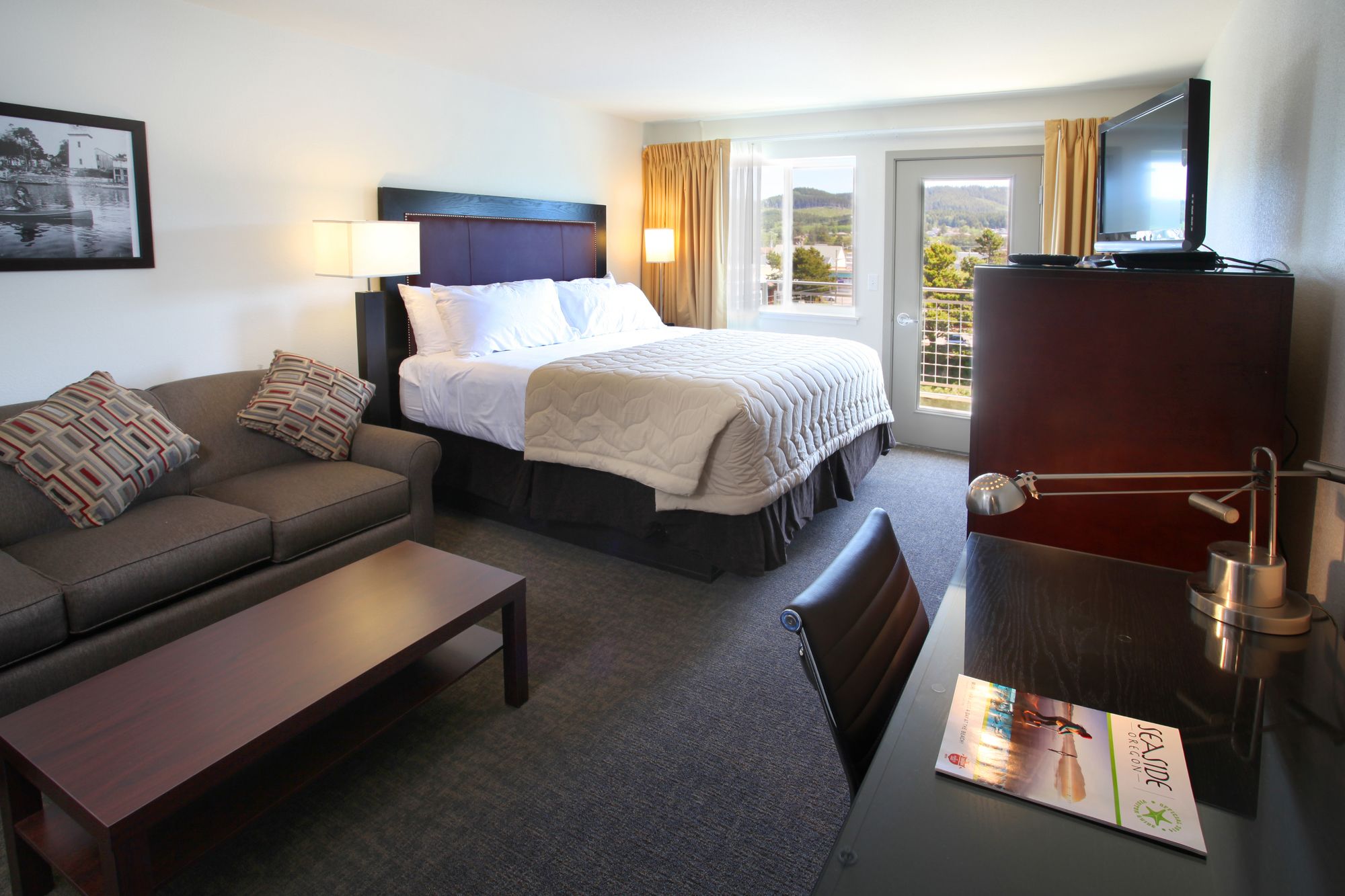 River Inn At Seaside