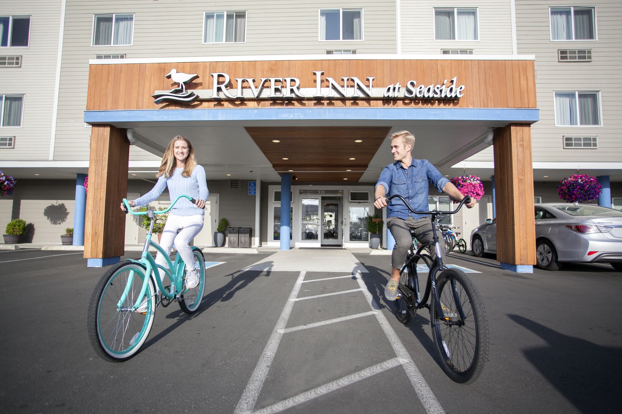 River Inn At Seaside