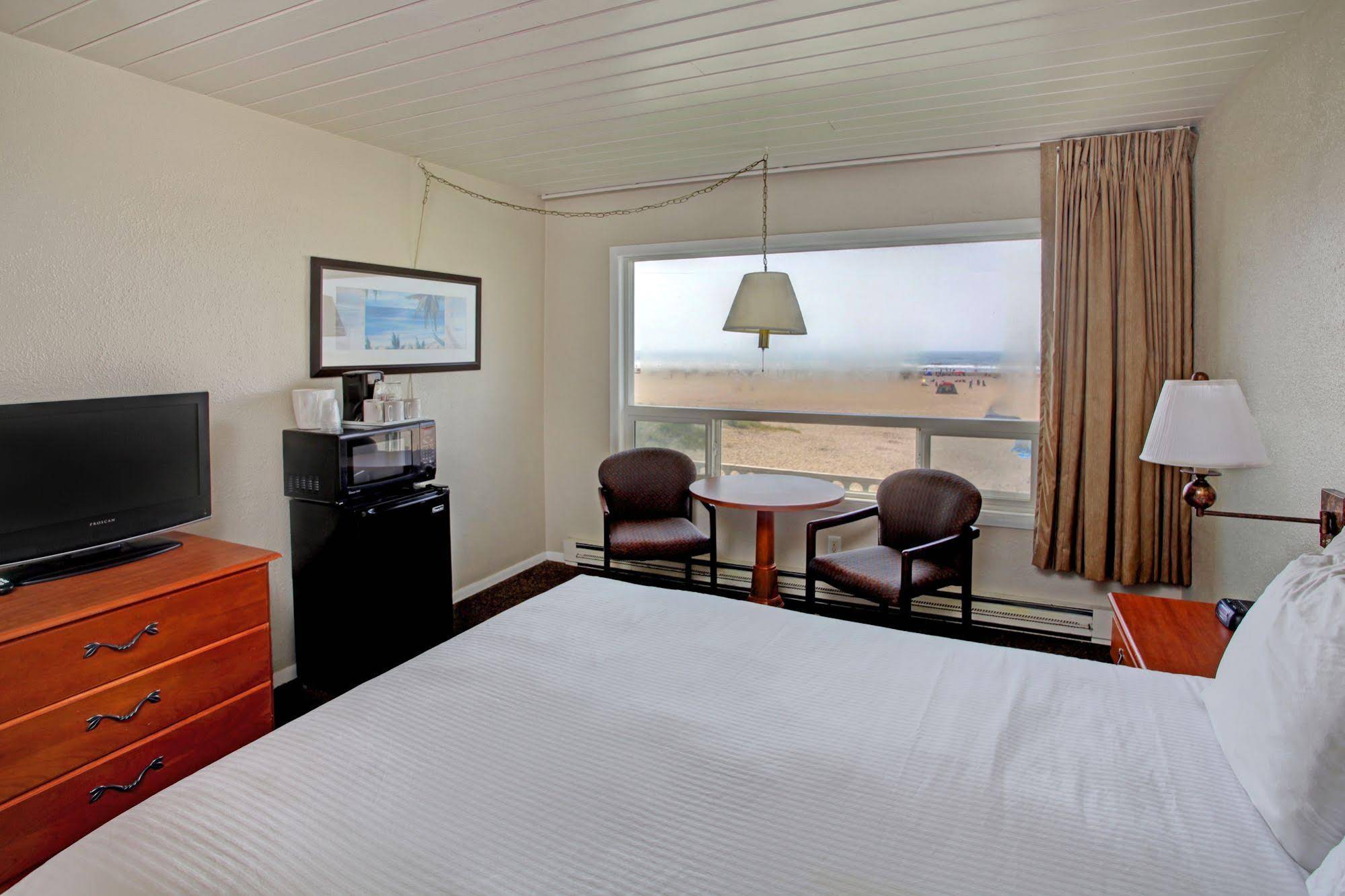 Seashore Inn on the Beach