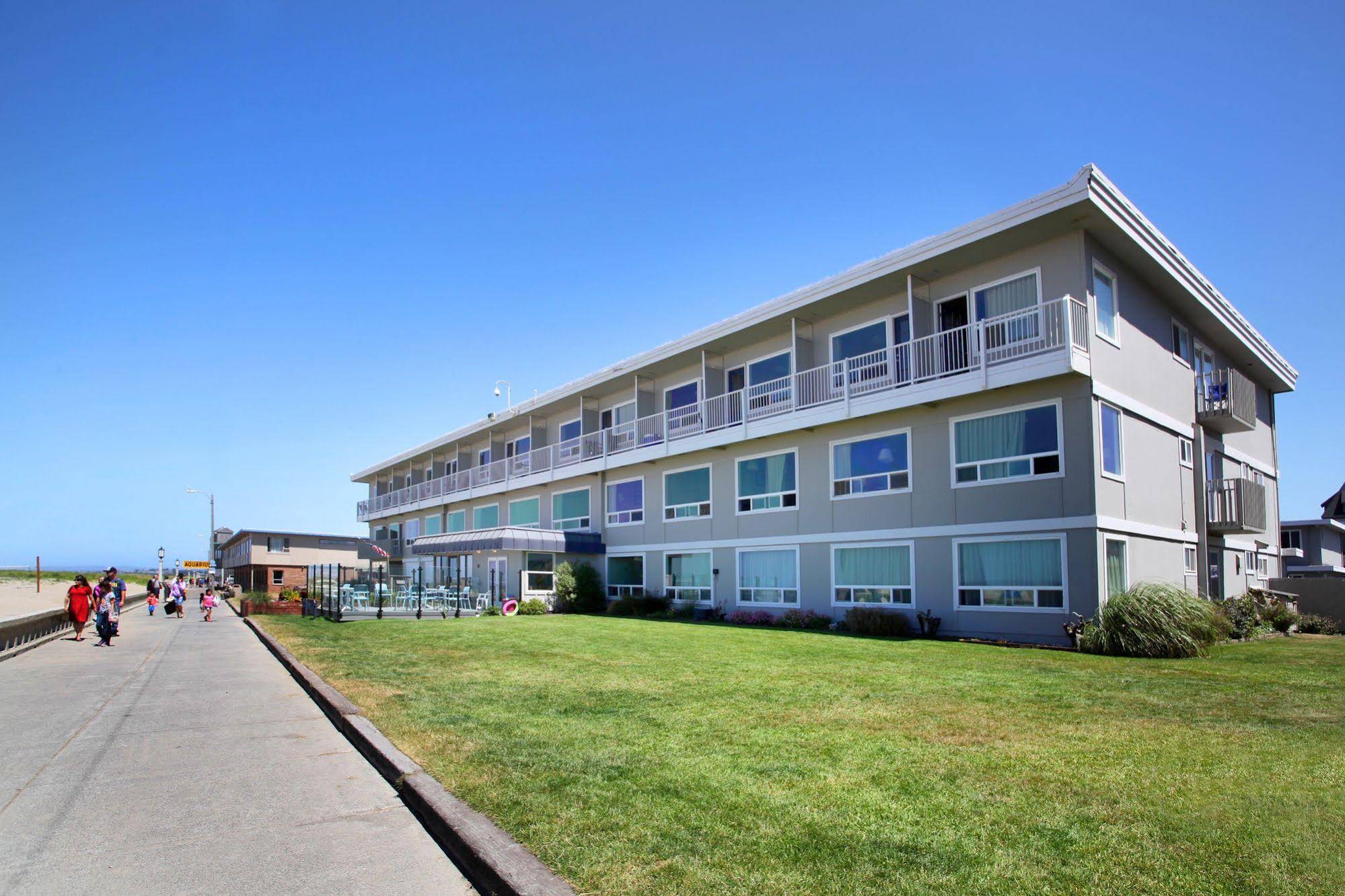 Seashore Inn on the Beach