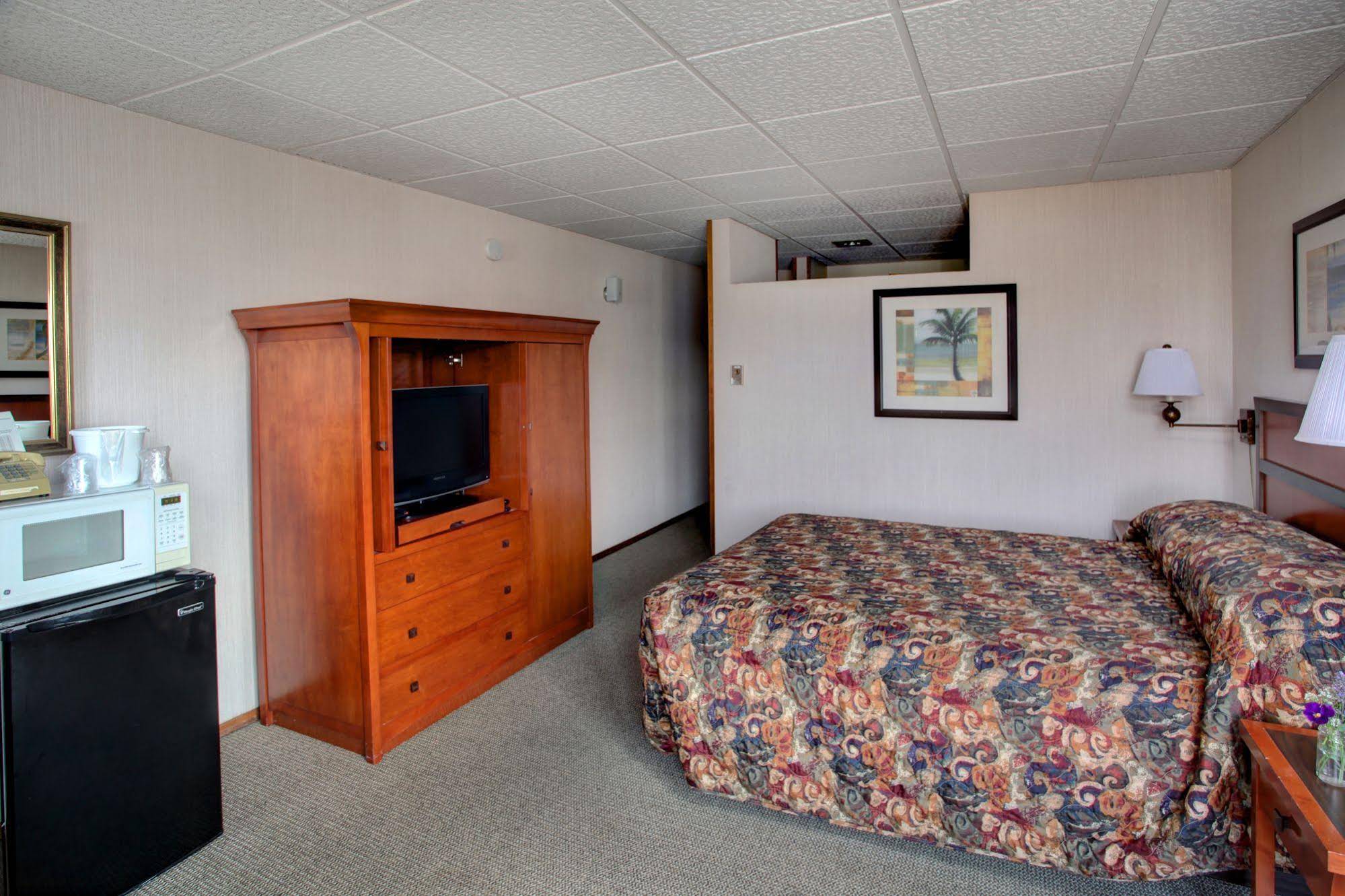 Seashore Inn on the Beach