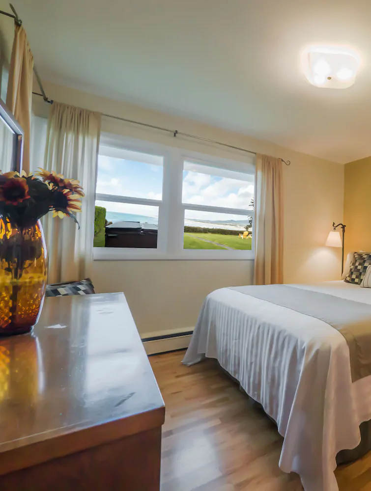 Seaside Vacation Homes