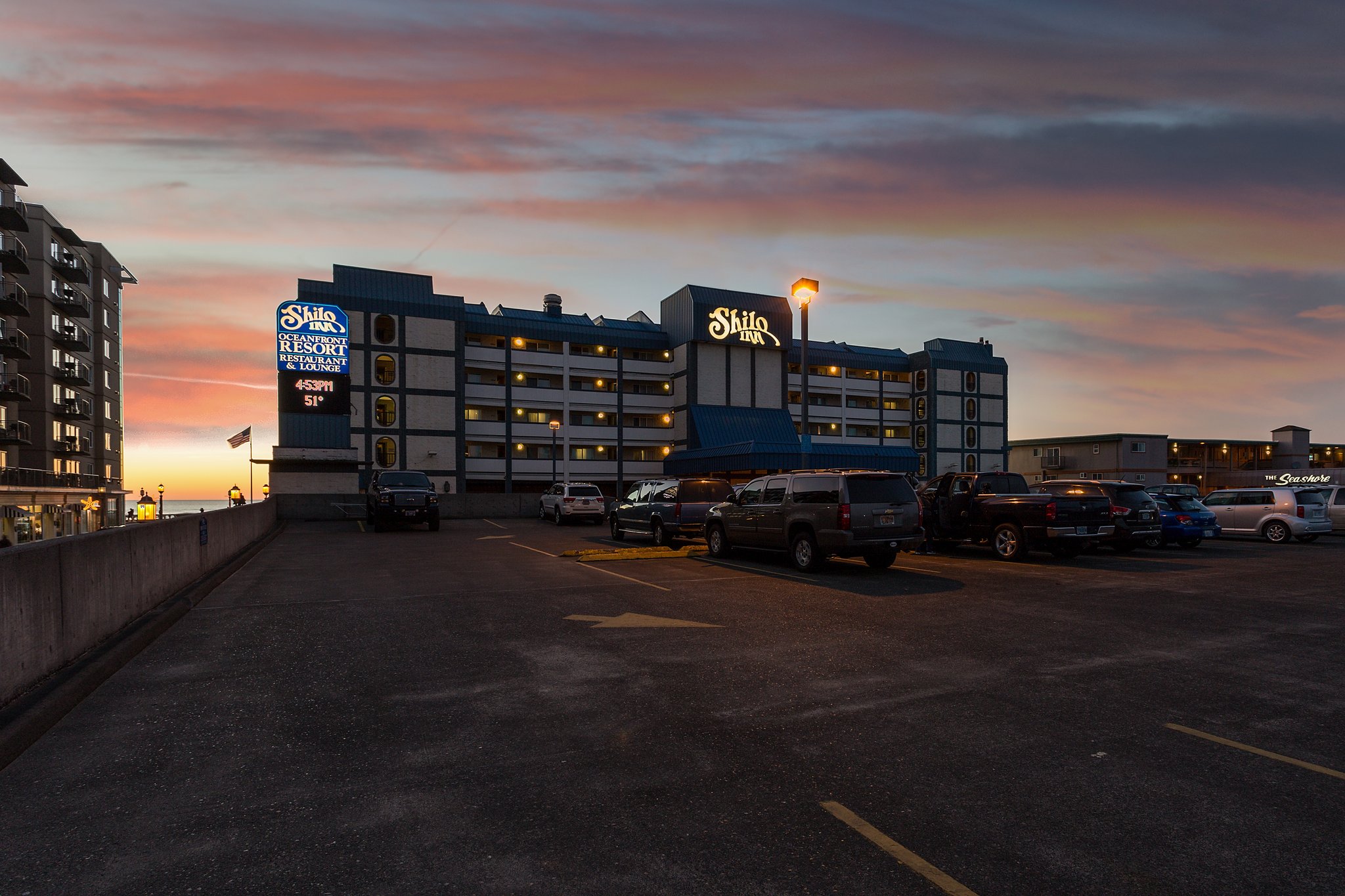 Promenade Inn & Suites Oceanfront