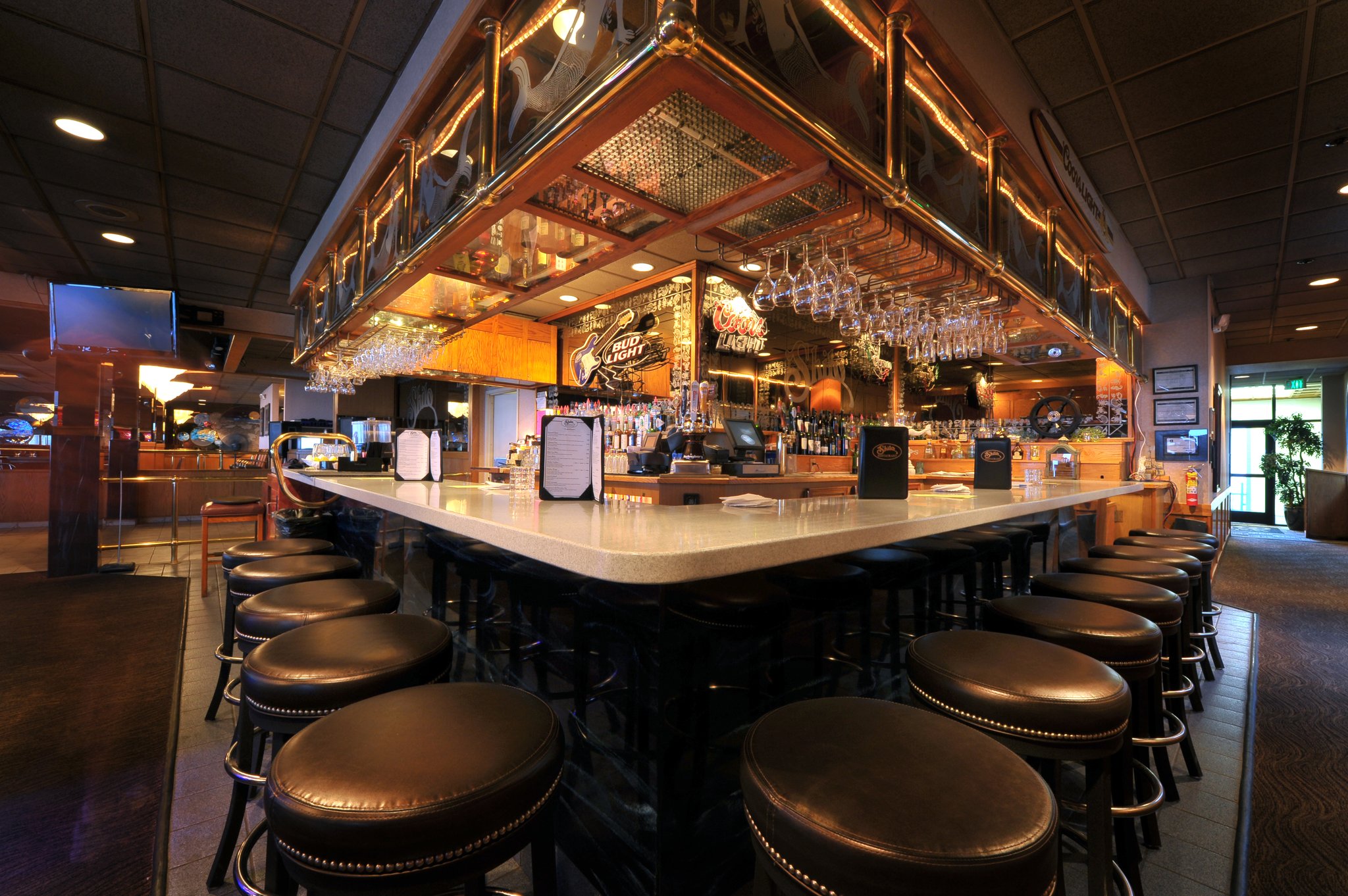 Promenade Inn & Suites Oceanfront